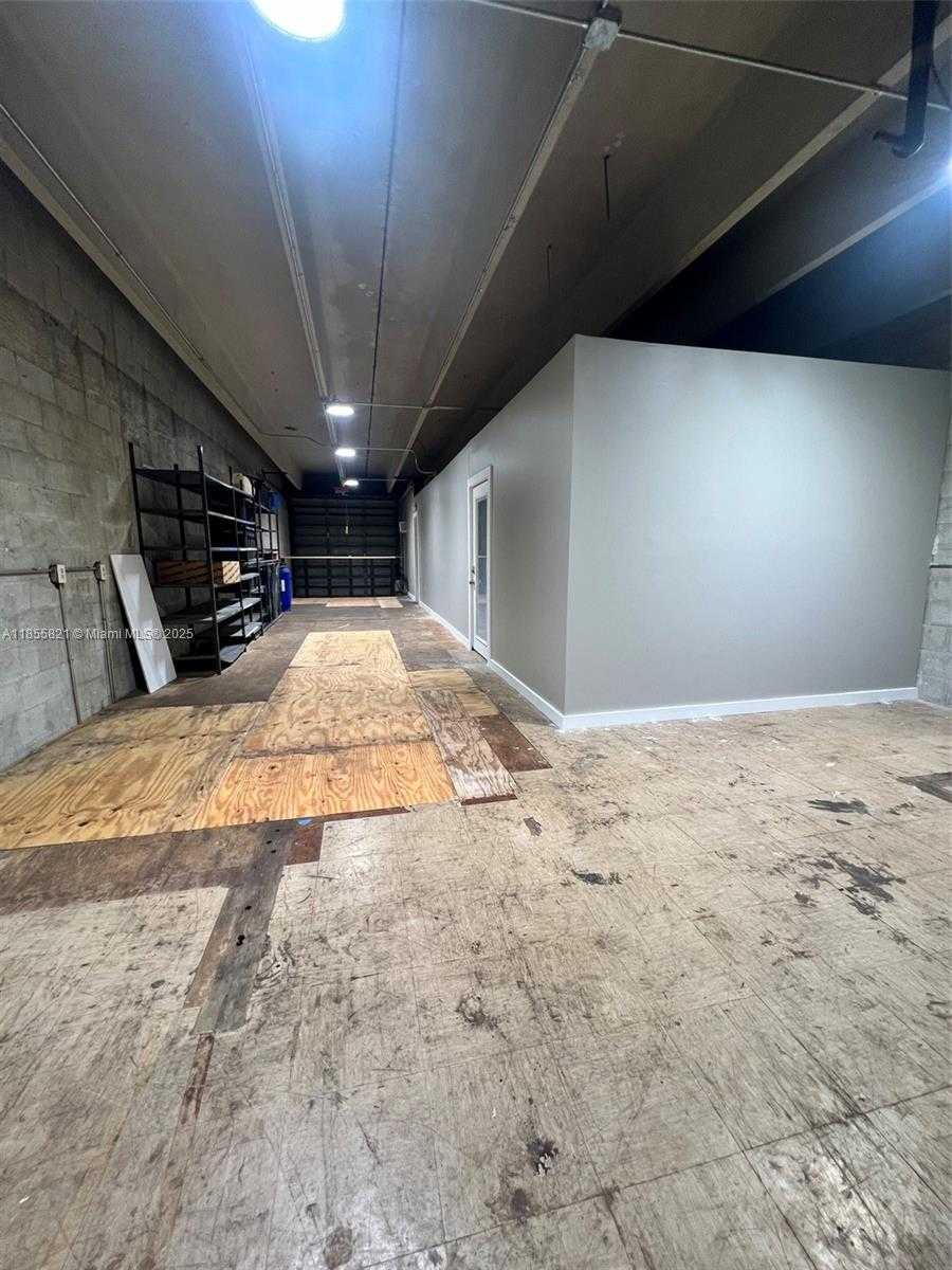 Small Image of 1657 WEST 40TH ST #6, Hialeah Number 7