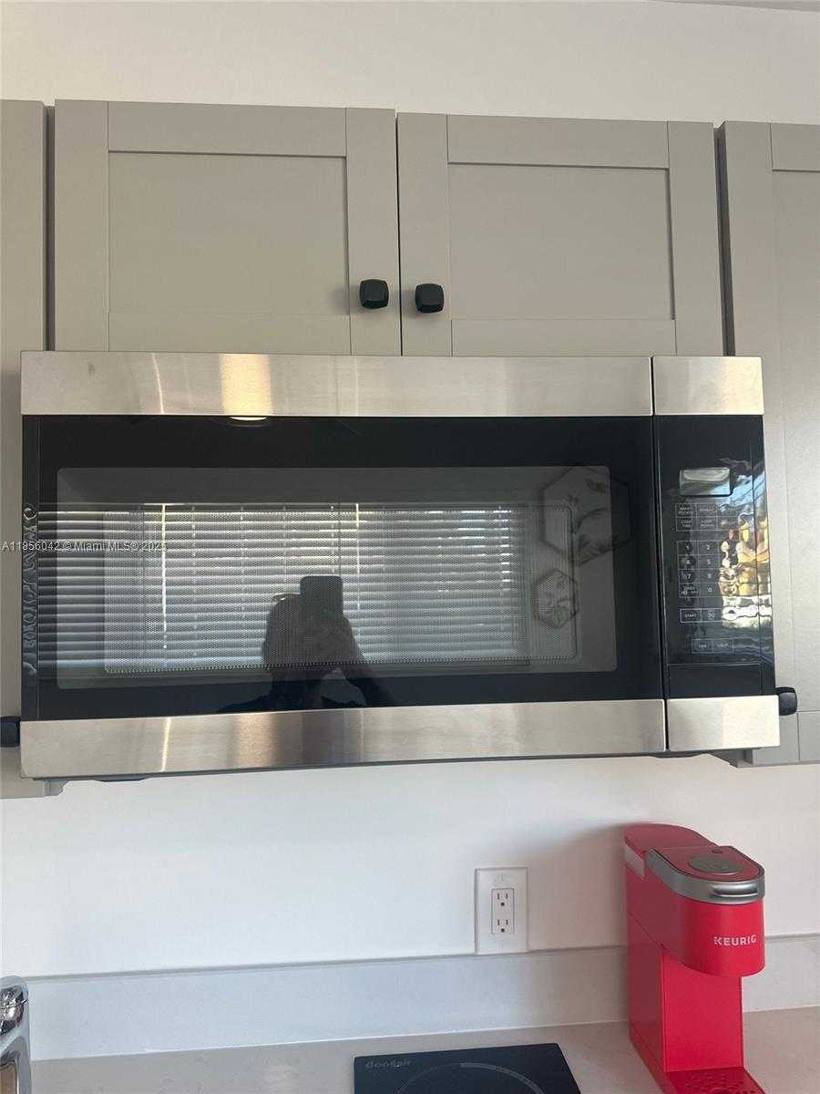 Small Image of 2710 NORTH OCEAN DR #12 Units, Hollywood Number 15
