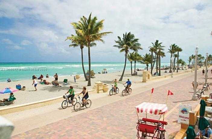Small Image of 2710 NORTH OCEAN DR #12 Units, Hollywood Number 17