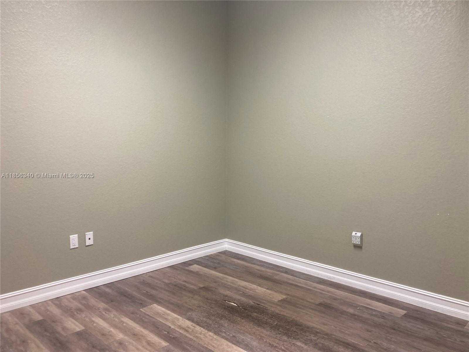Small Image of 18316 MURDOCK CIR ##106, Port Charlotte Number 10