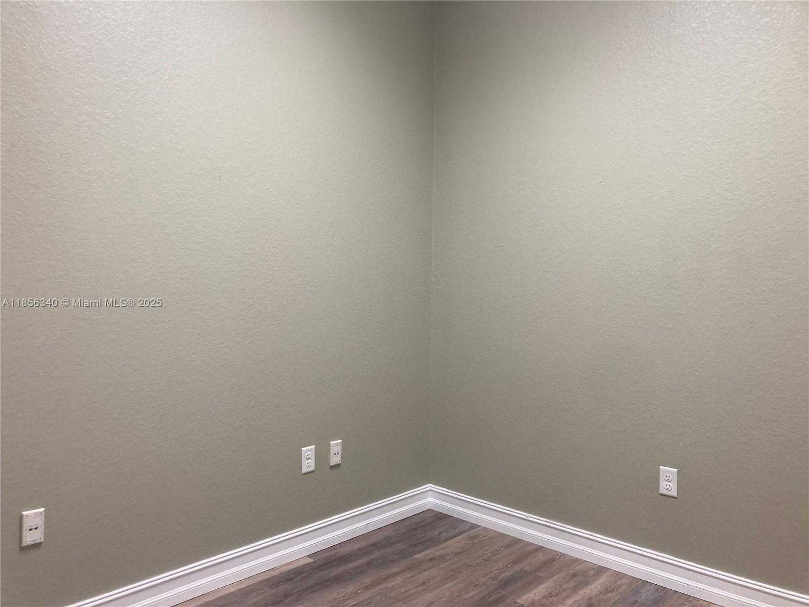Small Image of 18316 MURDOCK CIR ##106, Port Charlotte Number 11