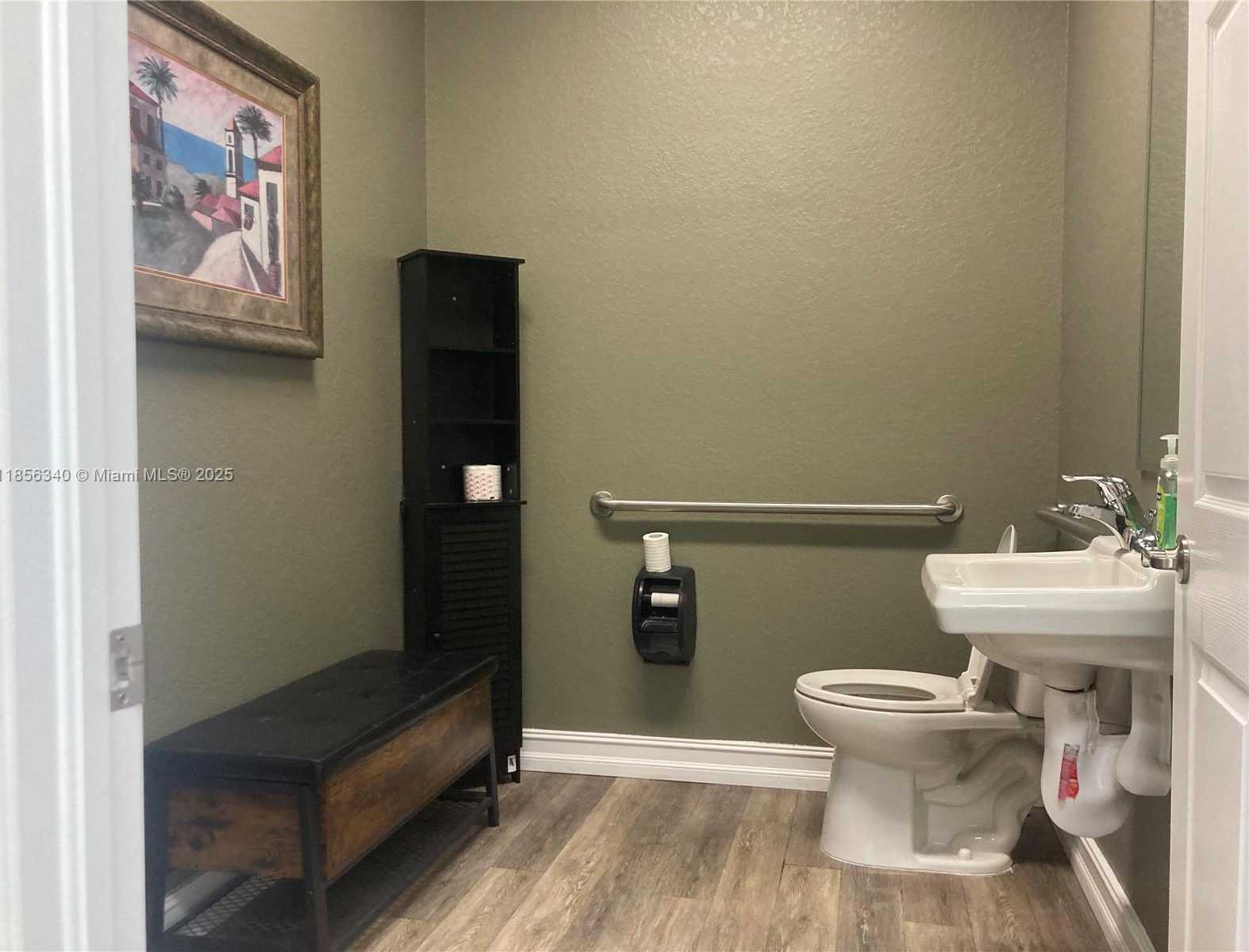 Small Image of 18316 MURDOCK CIR ##106, Port Charlotte Number 14