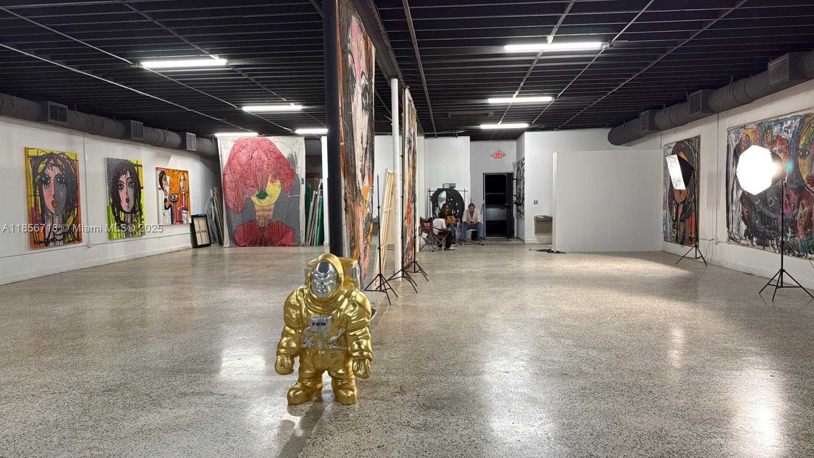 Small Image of 4316 NORTH WEST 2ND AVE, Miami Number 11