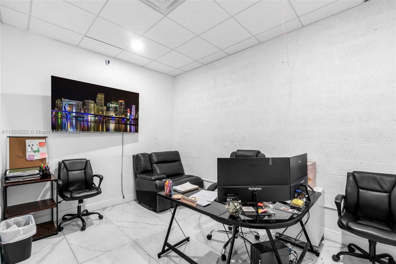 Small Image of 10650 SOUTH WEST 186TH ST #A, Cutler Bay Number 12