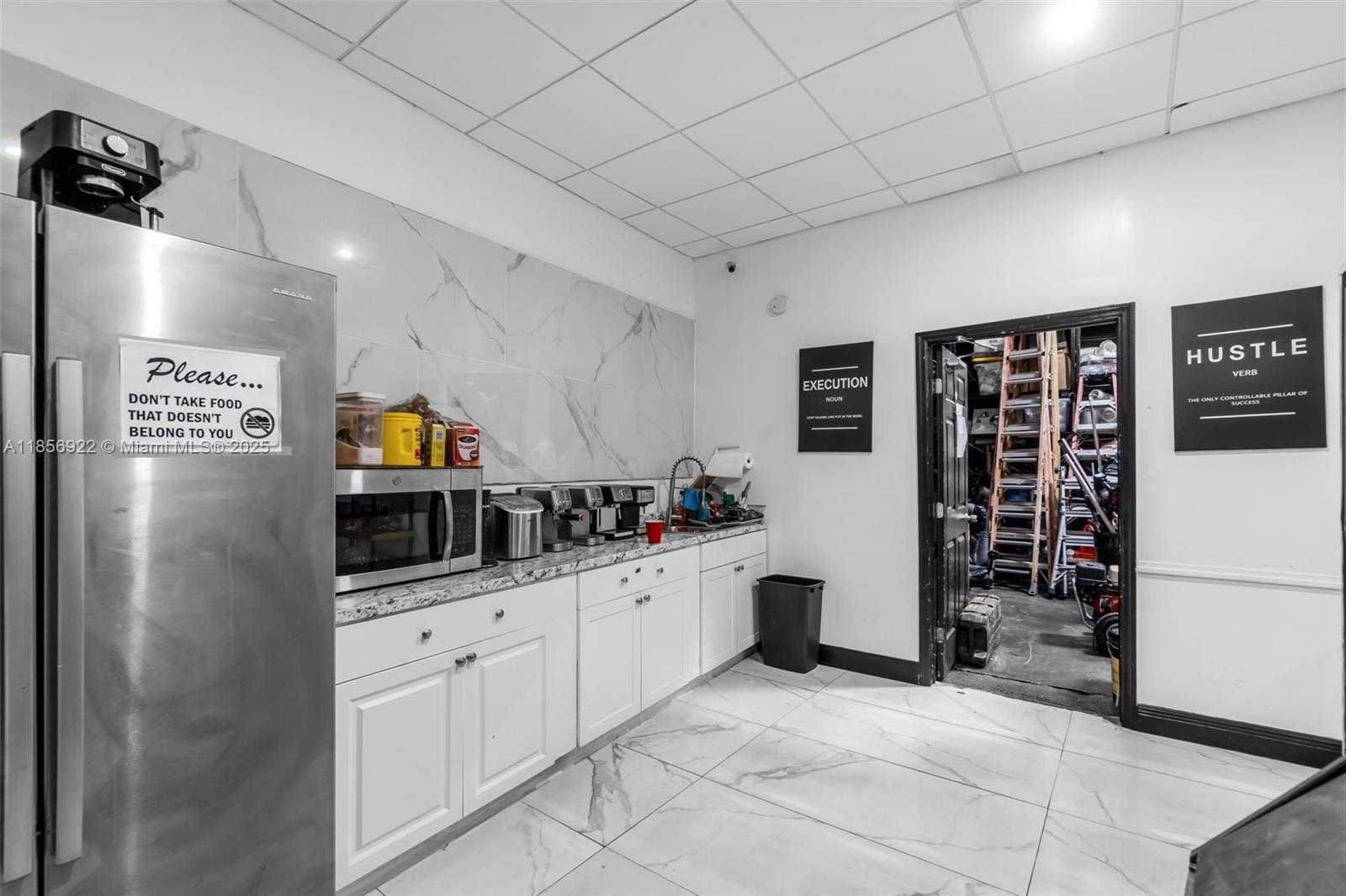 Small Image of 10650 SOUTH WEST 186TH ST #A, Cutler Bay Number 22