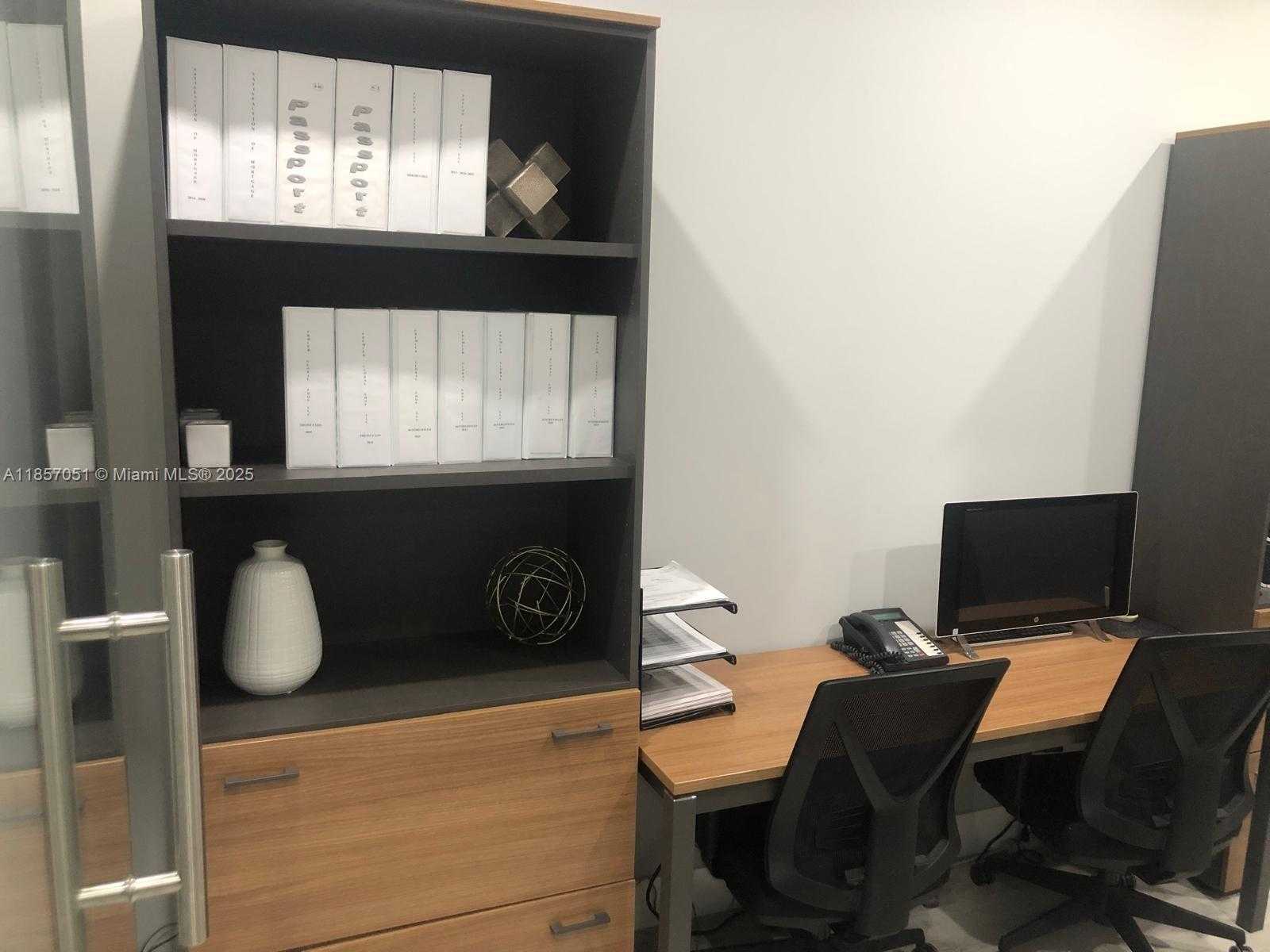 Small Image of 2893 EXECUTIVE PARK DR #302, Weston Number 13