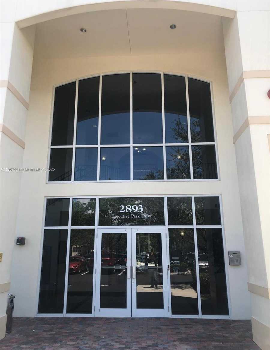 Small Image of 2893 EXECUTIVE PARK DR #302, Weston Number 3
