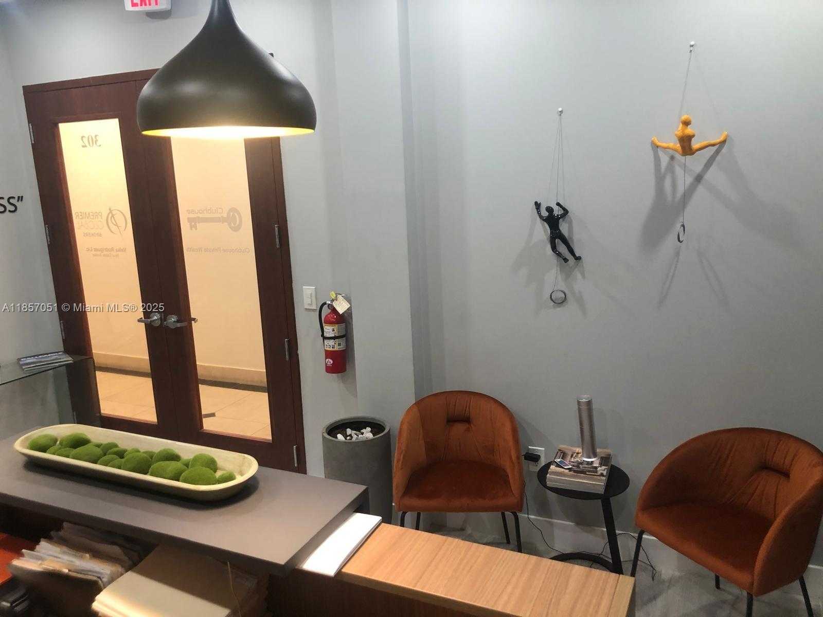 Small Image of 2893 EXECUTIVE PARK DR #302, Weston Number 6