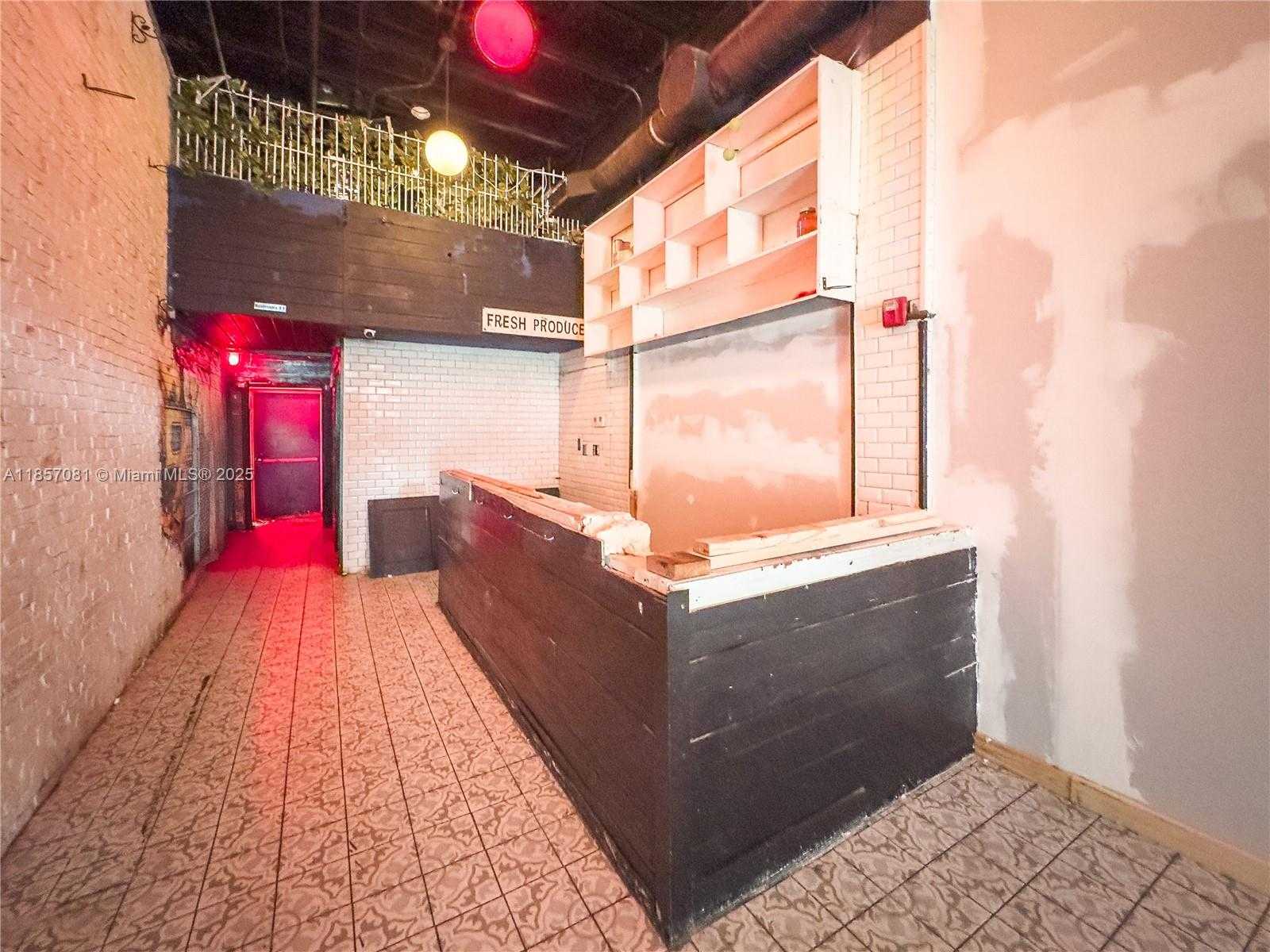 Small Image of 1410 20TH ST #1416, Miami Beach Number 6