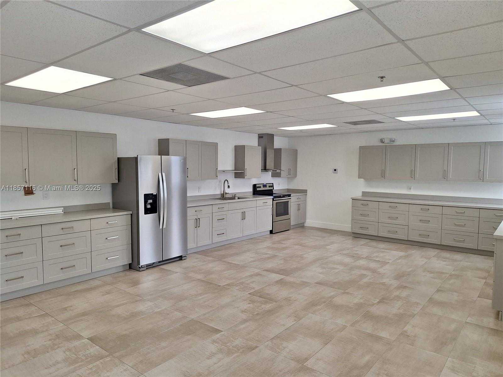 Small Image of 2375 NORTH WEST 70TH AVE #B- 7 #B-7, Miami Number 2