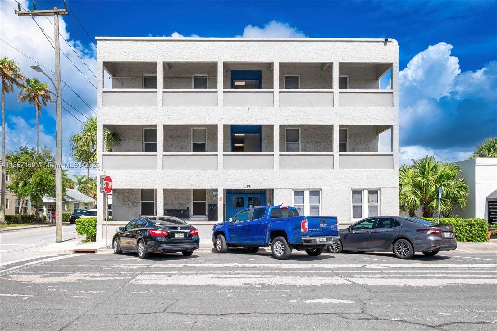 Small Image of Lake Worth Number 6