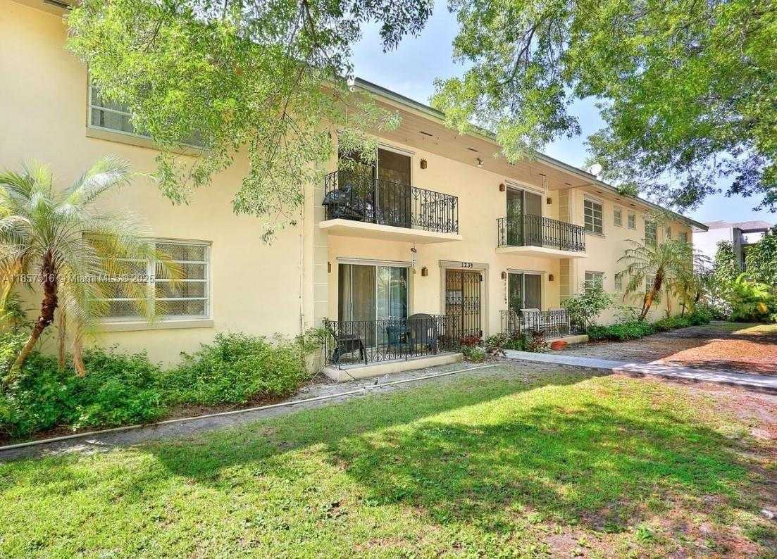 Small Image of 1239 MARIPOSA AVE #2,3,4,6,7 & 8, Coral Gables Number 2