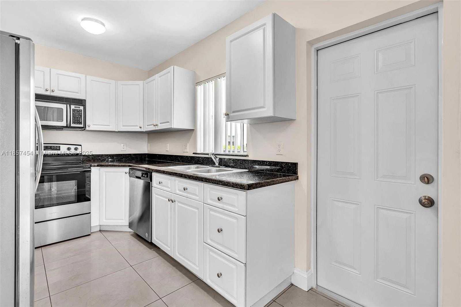 Small Image of 202 NORTH WEST 14TH AVE #202, Fort Lauderdale Number 10