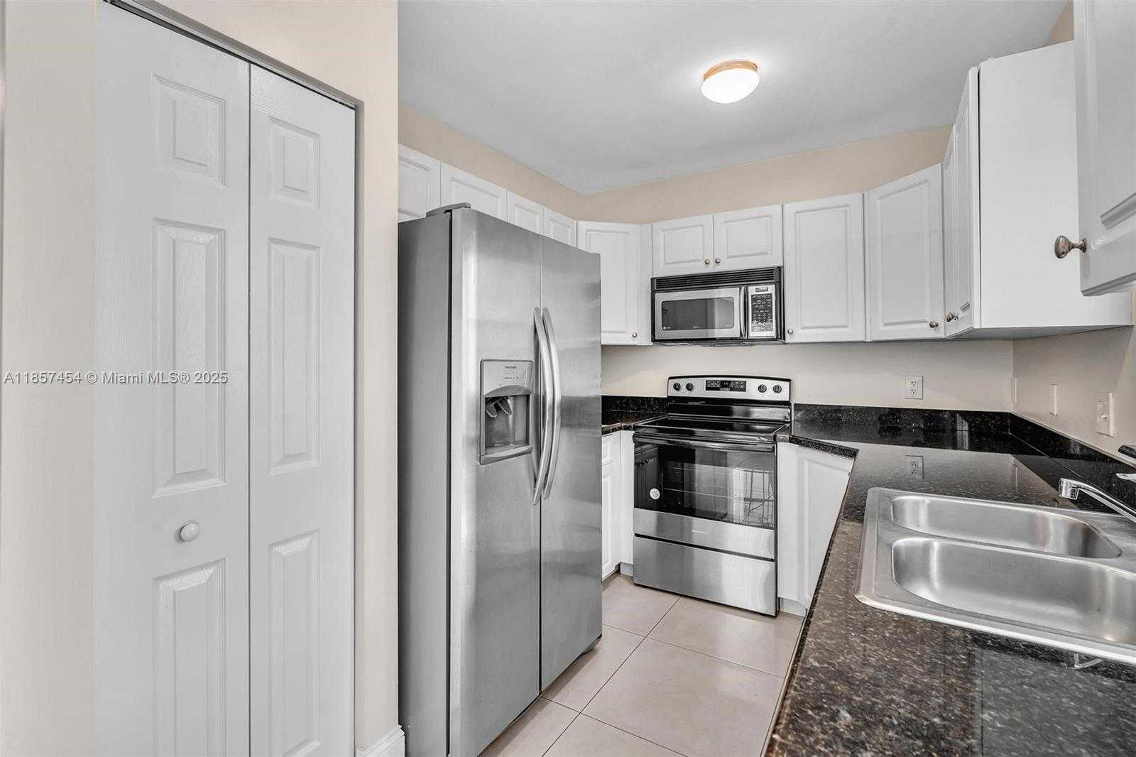 Small Image of 202 NORTH WEST 14TH AVE #202, Fort Lauderdale Number 11