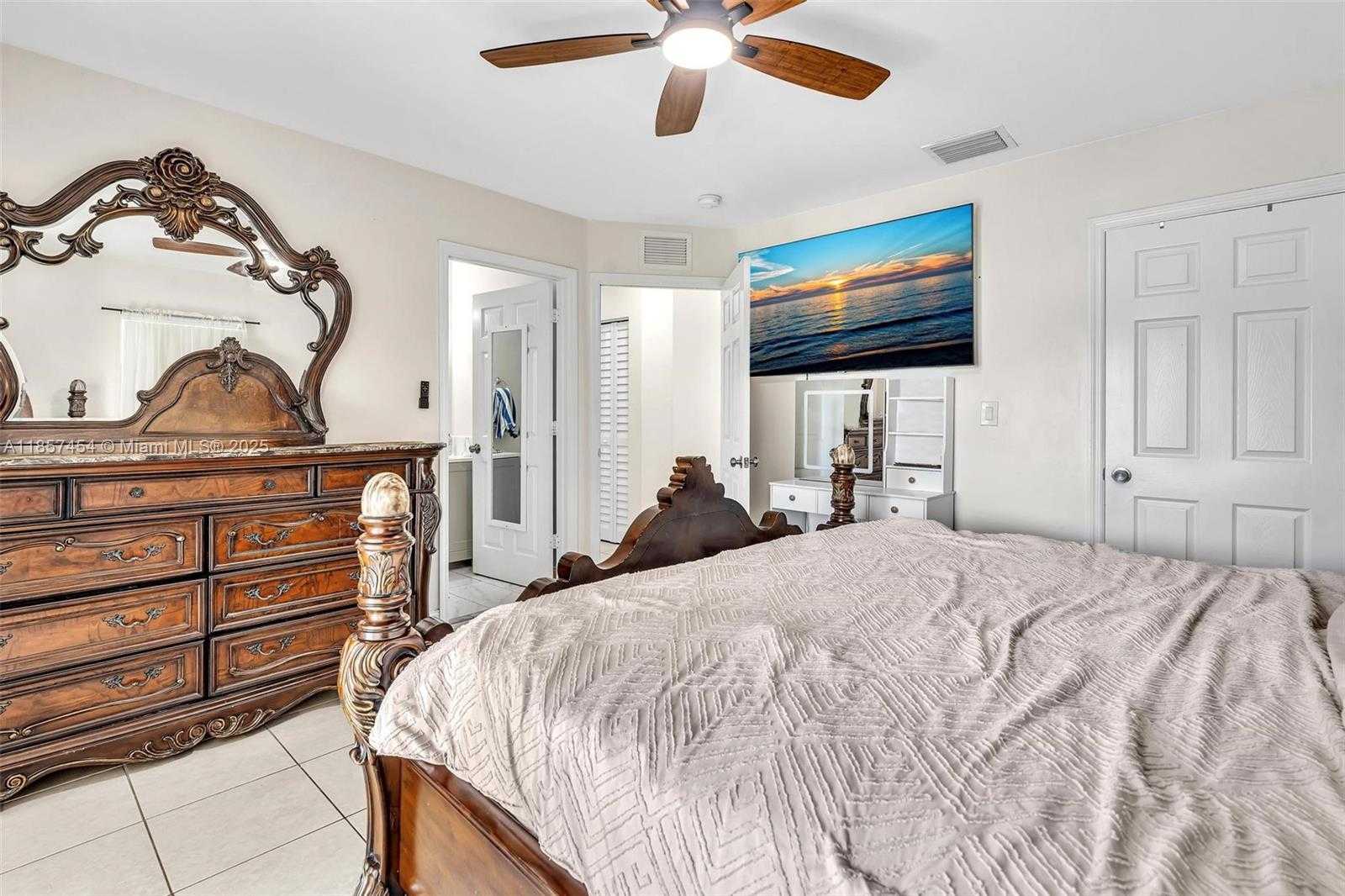 Small Image of 202 NORTH WEST 14TH AVE #202, Fort Lauderdale Number 36