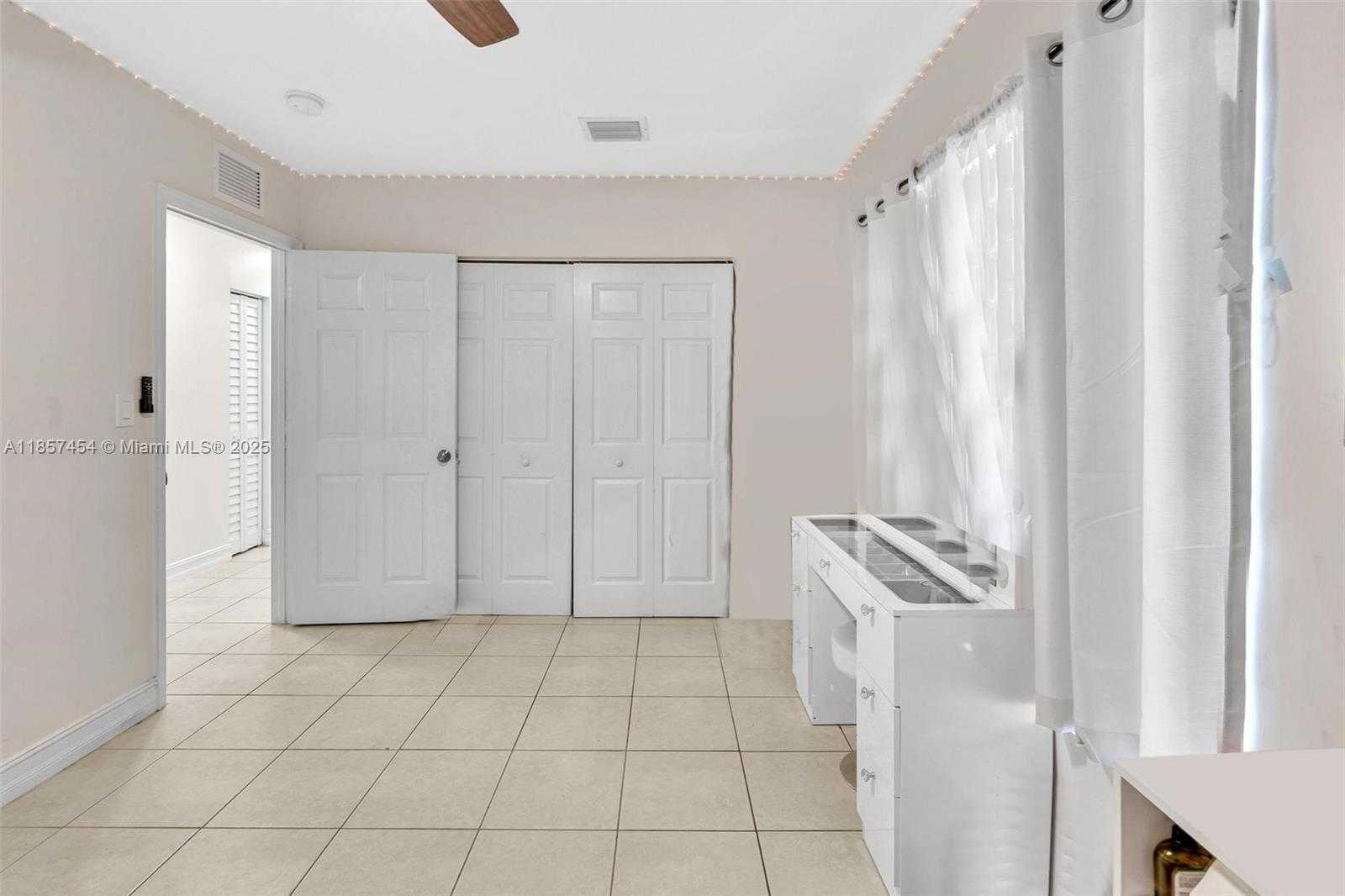 Small Image of 202 NORTH WEST 14TH AVE #202, Fort Lauderdale Number 40
