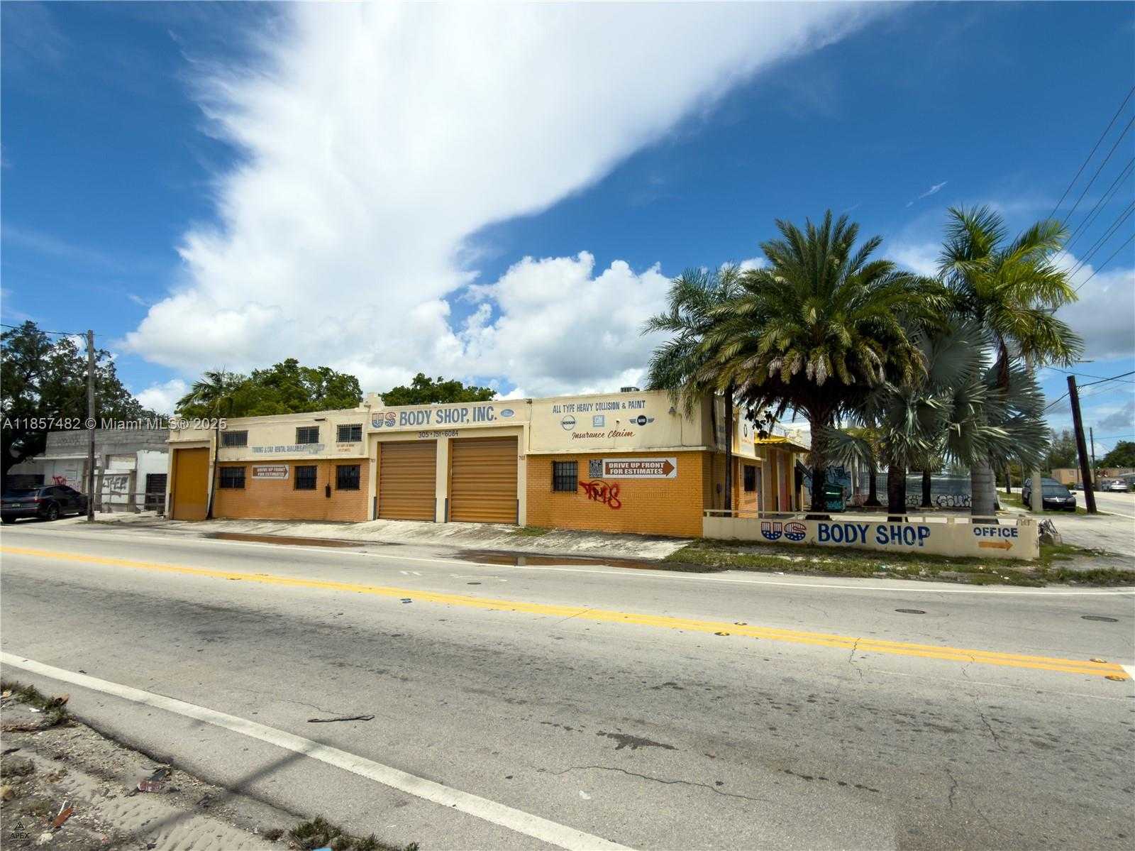 Small Image of 195 NORTH WEST 71ST ST, Miami Number 3
