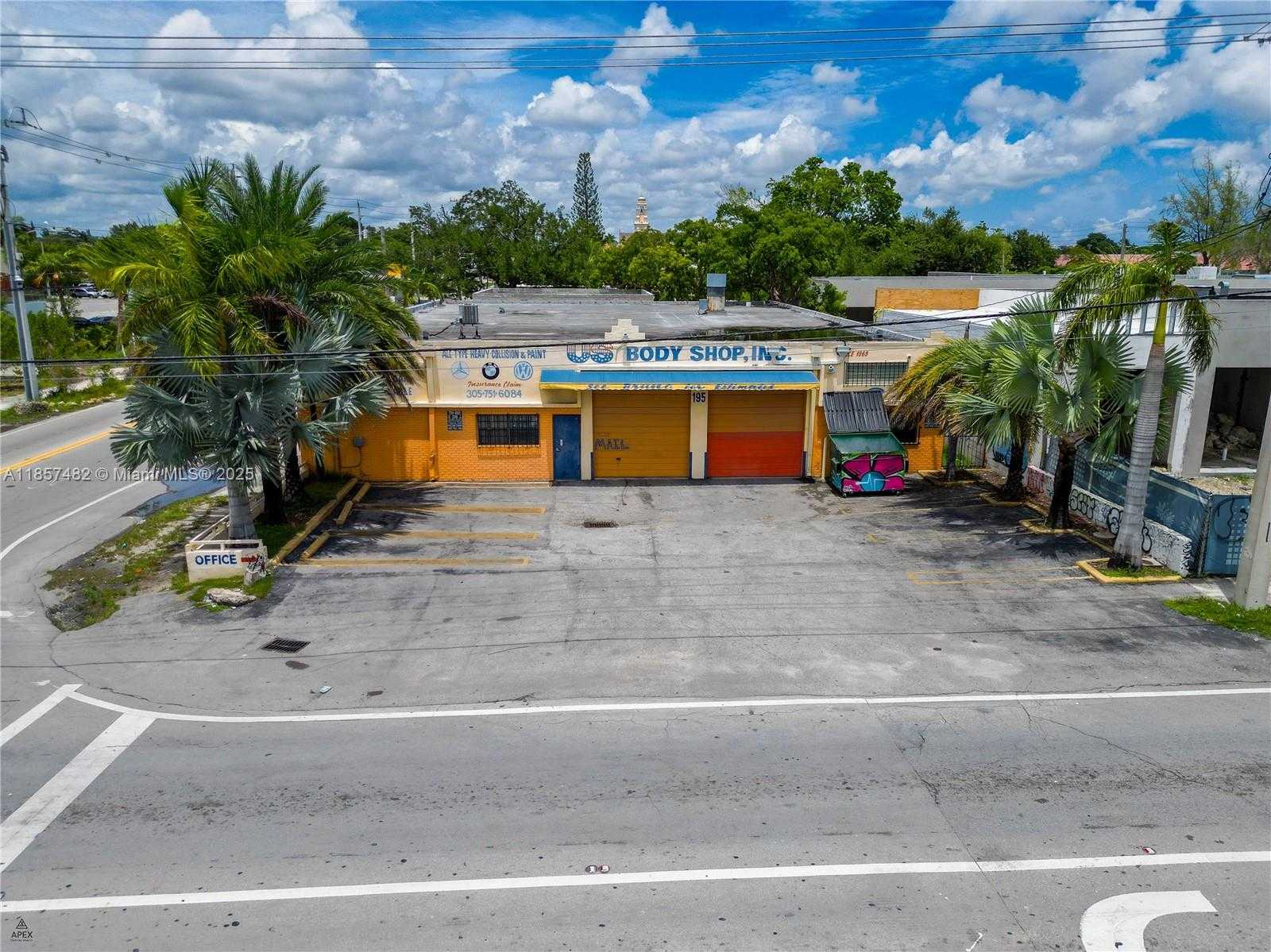 Small Image of 195 NORTH WEST 71ST ST, Miami Number 4