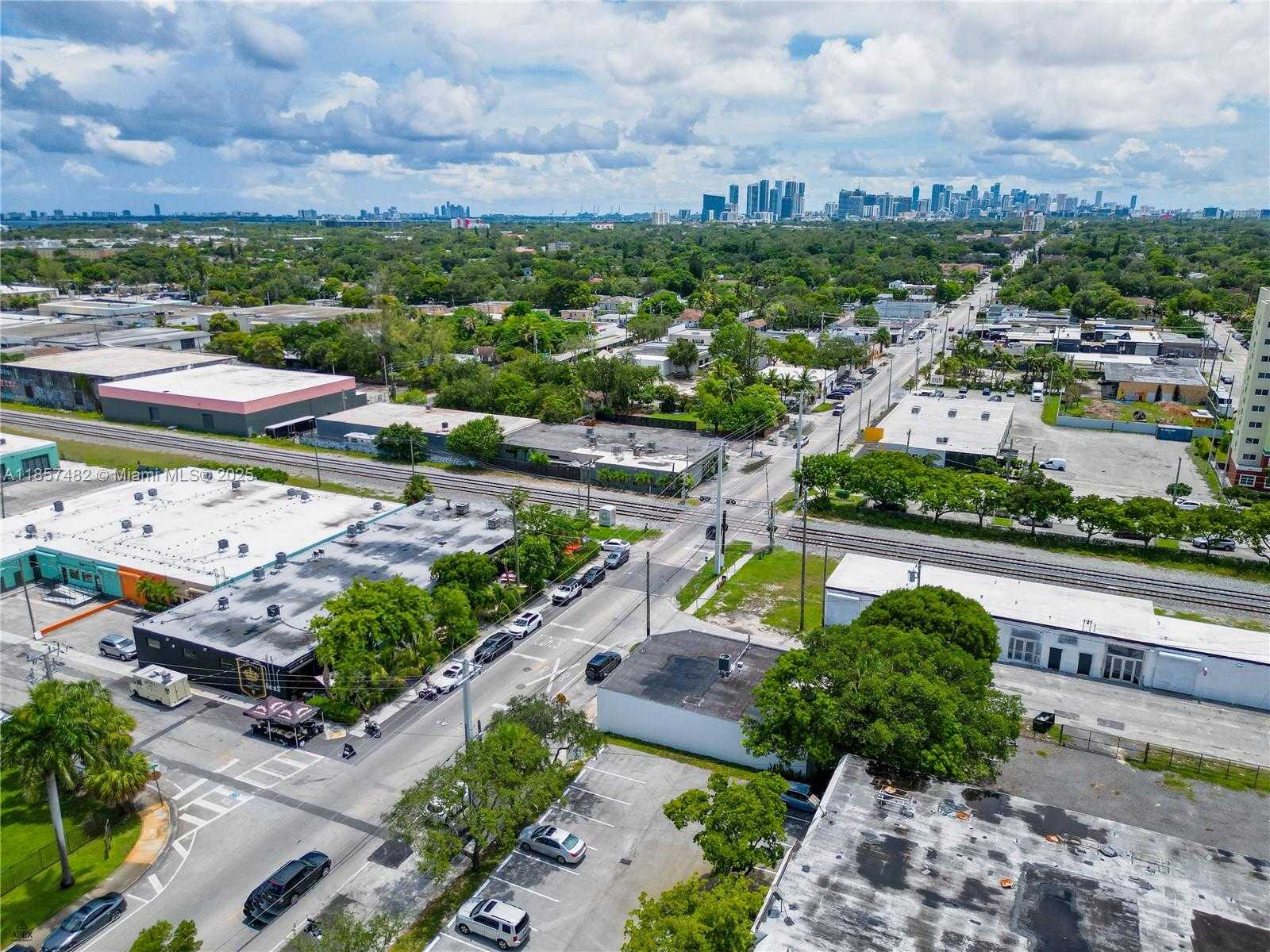 Small Image of 195 NORTH WEST 71ST ST, Miami Number 7