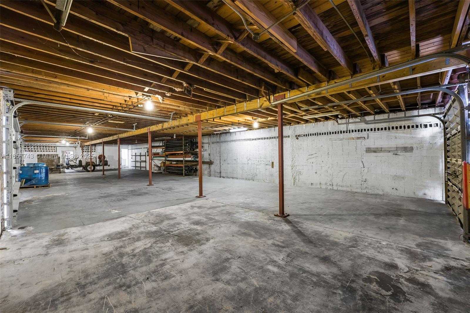 Small Image of 5801 MAYO ST, Hollywood Number 12