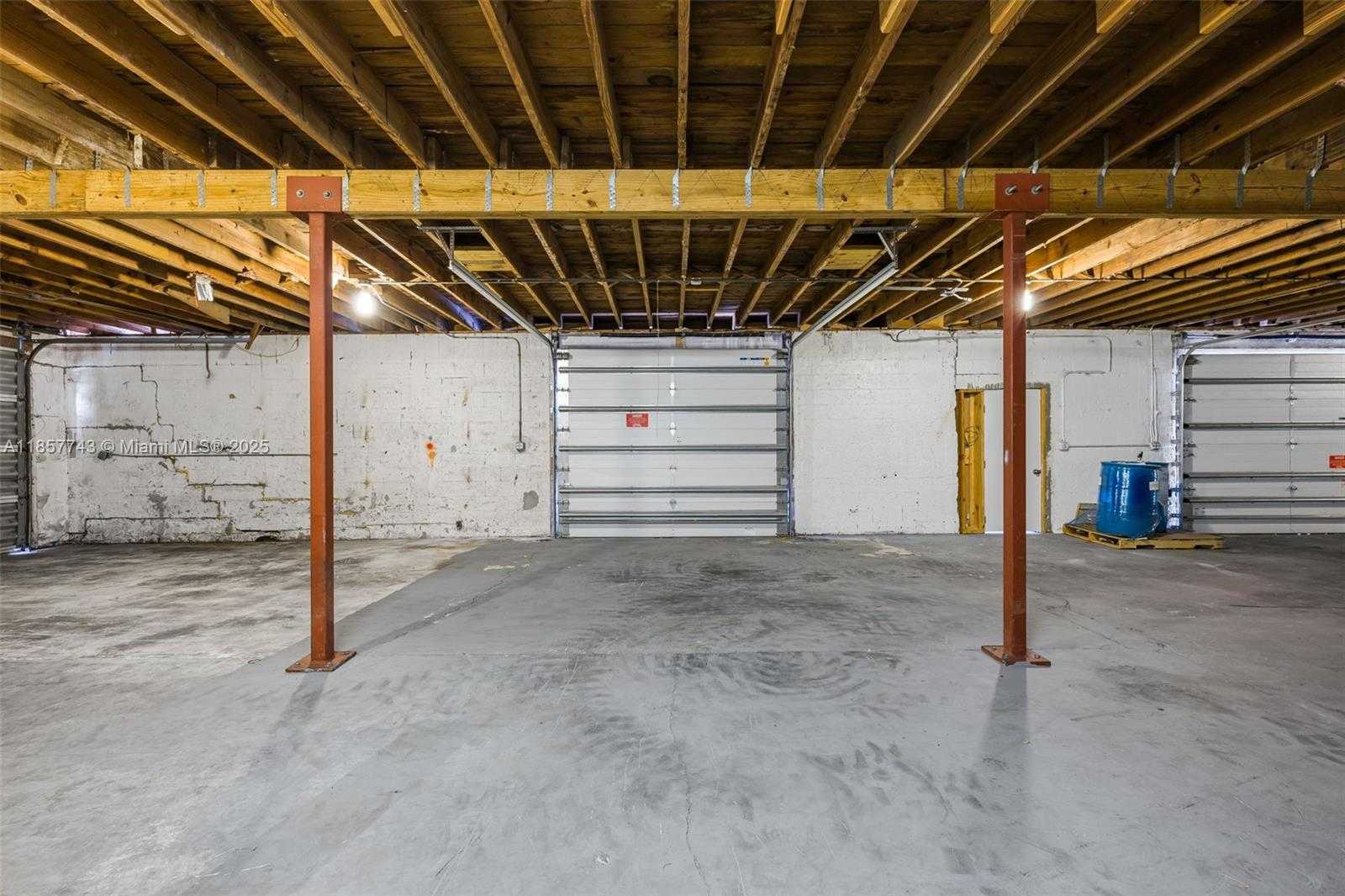 Small Image of 5801 MAYO ST, Hollywood Number 13