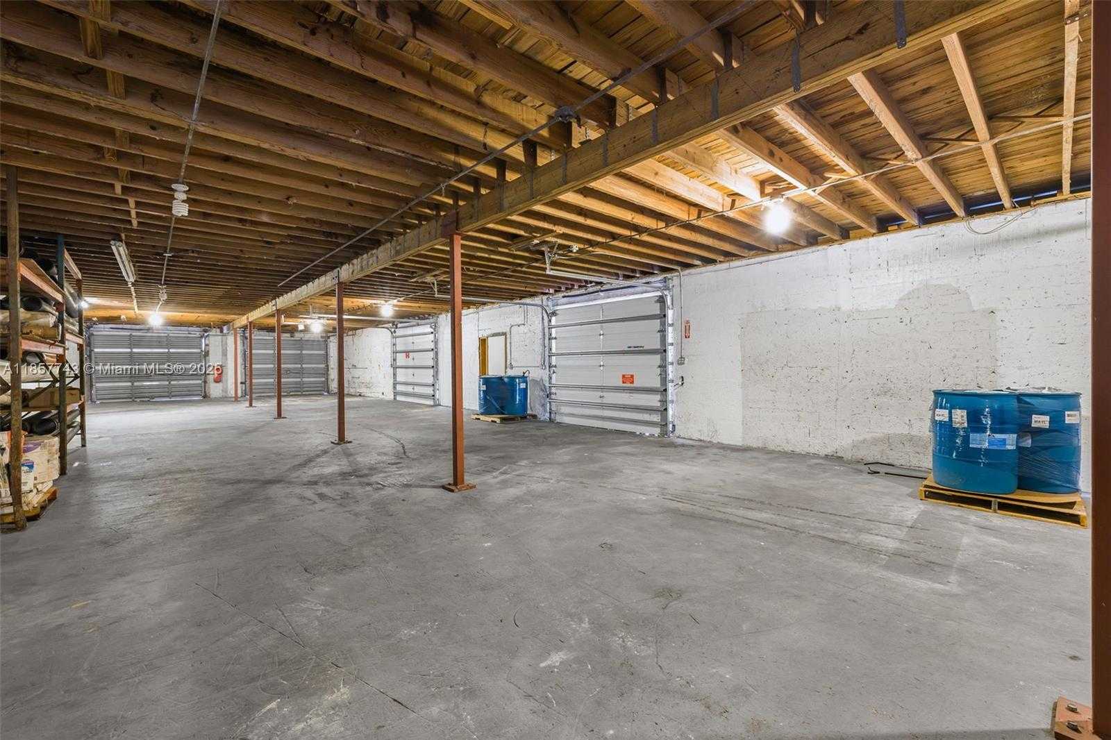 Small Image of 5801 MAYO ST, Hollywood Number 18