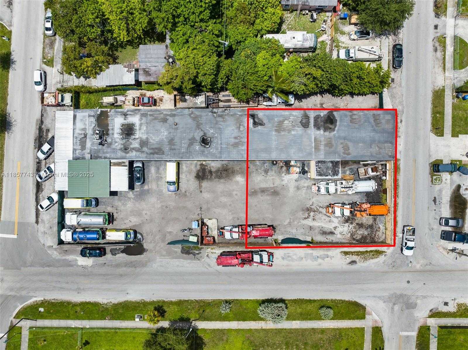 Small Image of 5801 MAYO ST, Hollywood Number 29