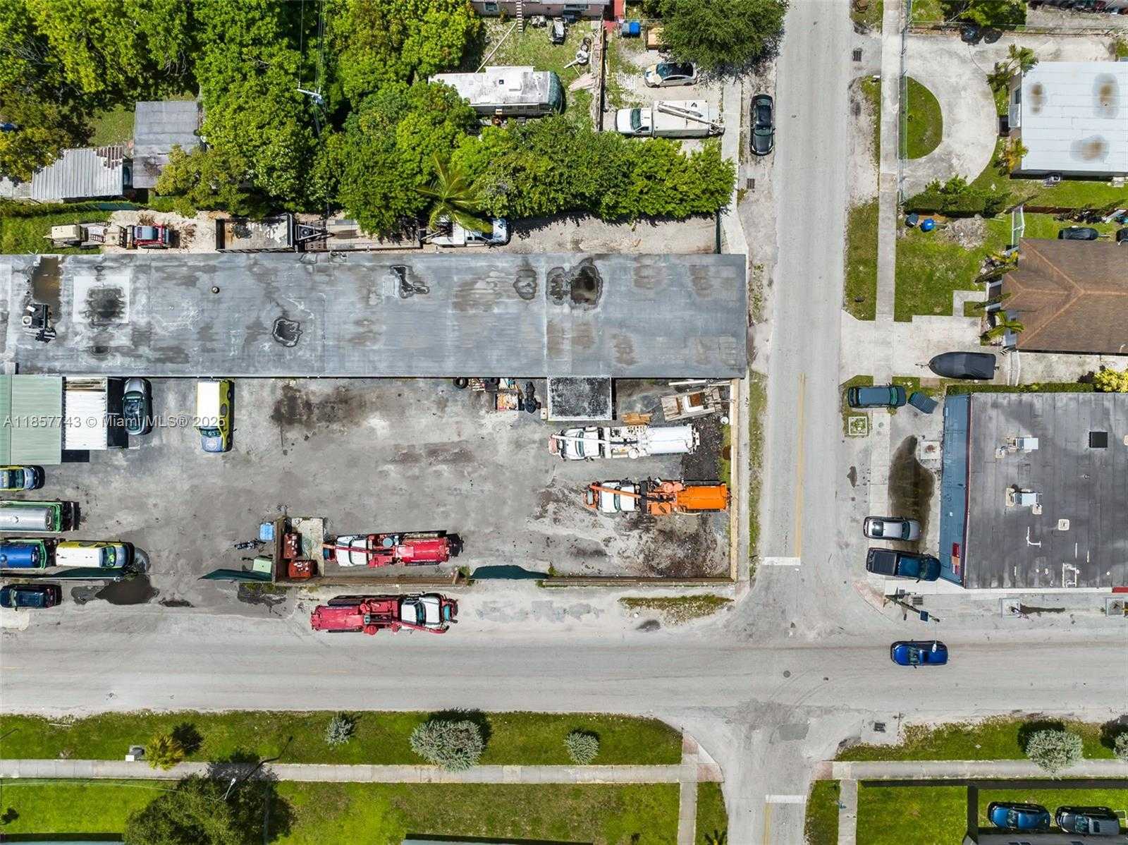 Small Image of 5801 MAYO ST, Hollywood Number 32