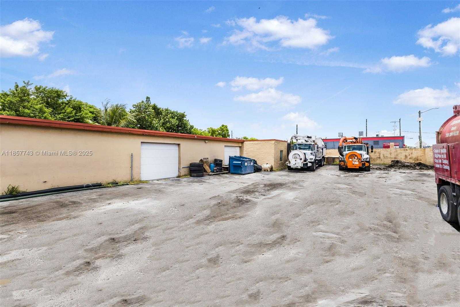 Small Image of 5801 MAYO ST, Hollywood Number 5