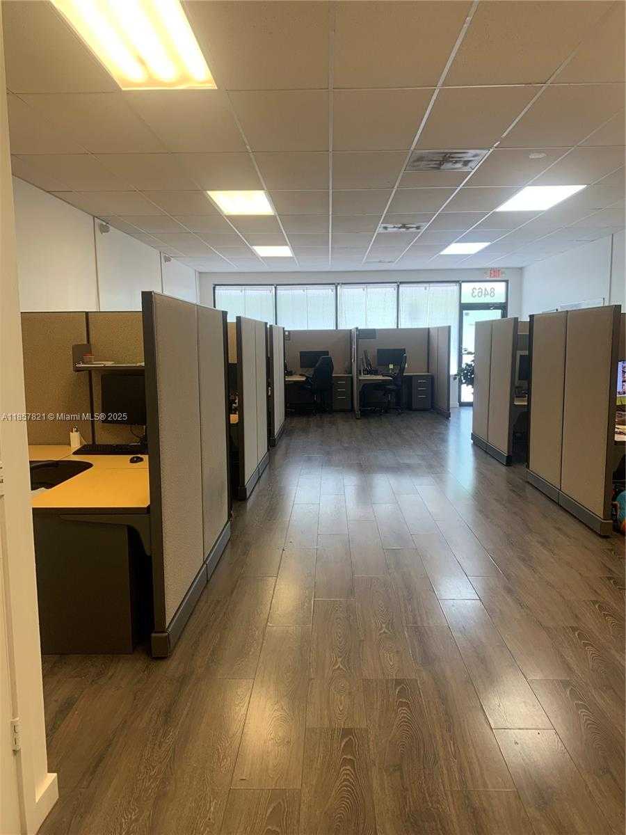 Small Image of 8463 WEST OAKLAND PARK BLVD, Sunrise Number 5