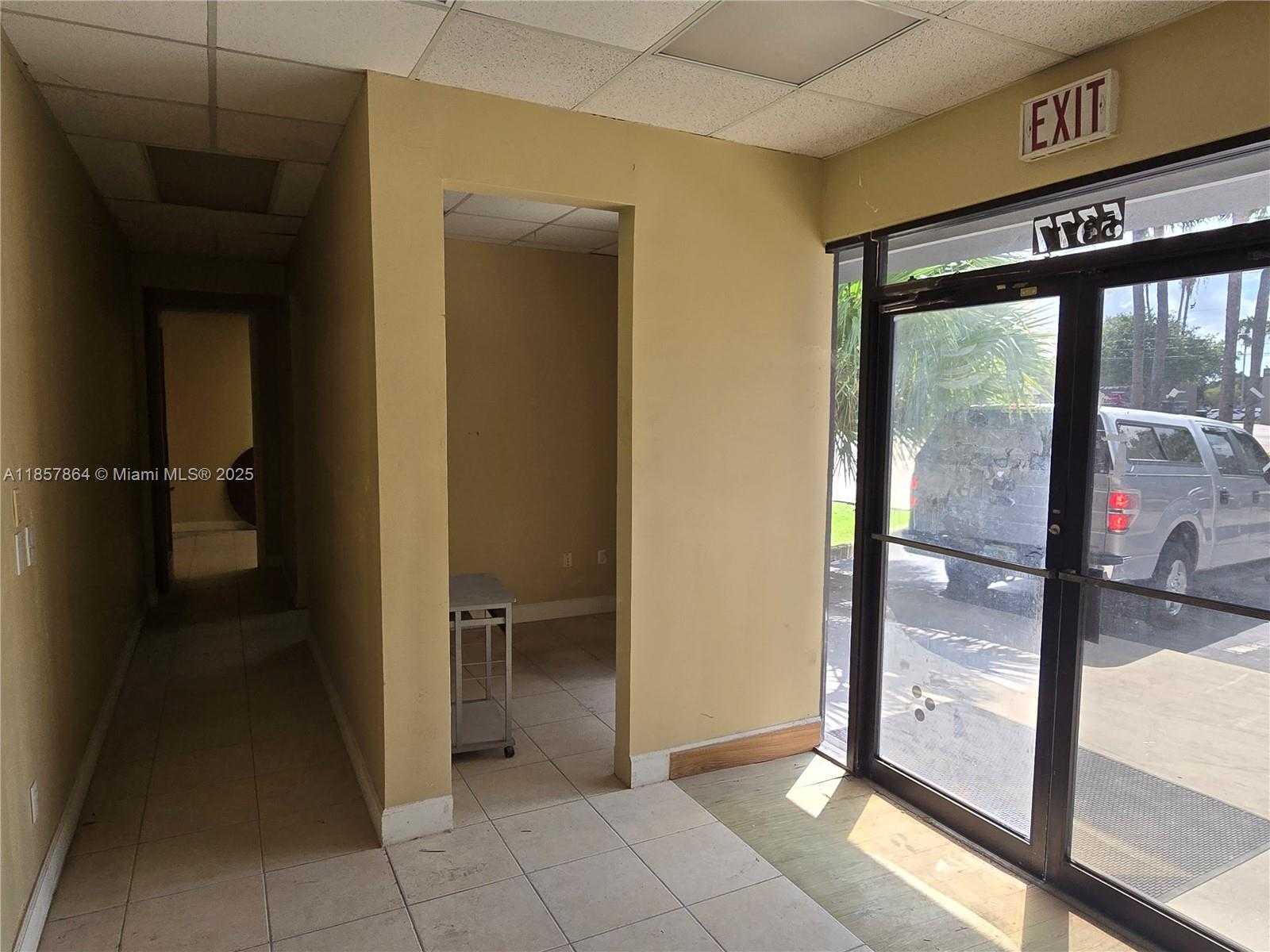 Small Image of 5377 NORTH HIATUS RD, Sunrise Number 9