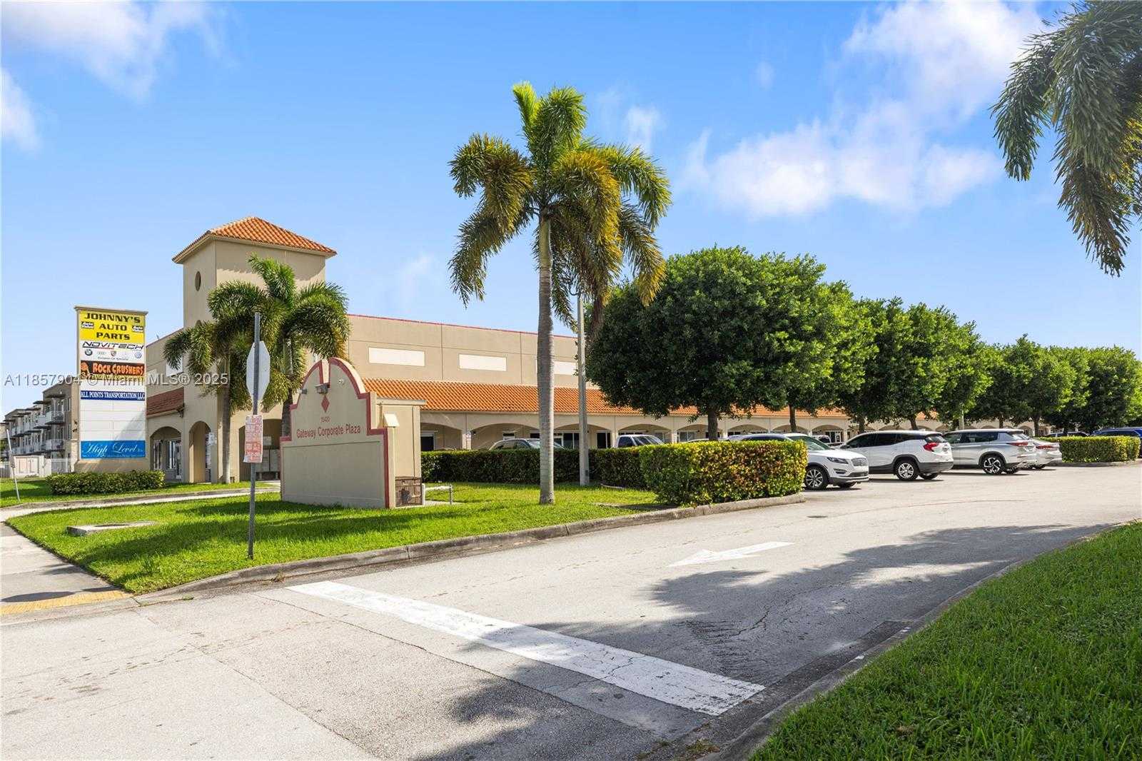 Small Image of 15420 SOUTH WEST 136TH #14, Miami Number 14