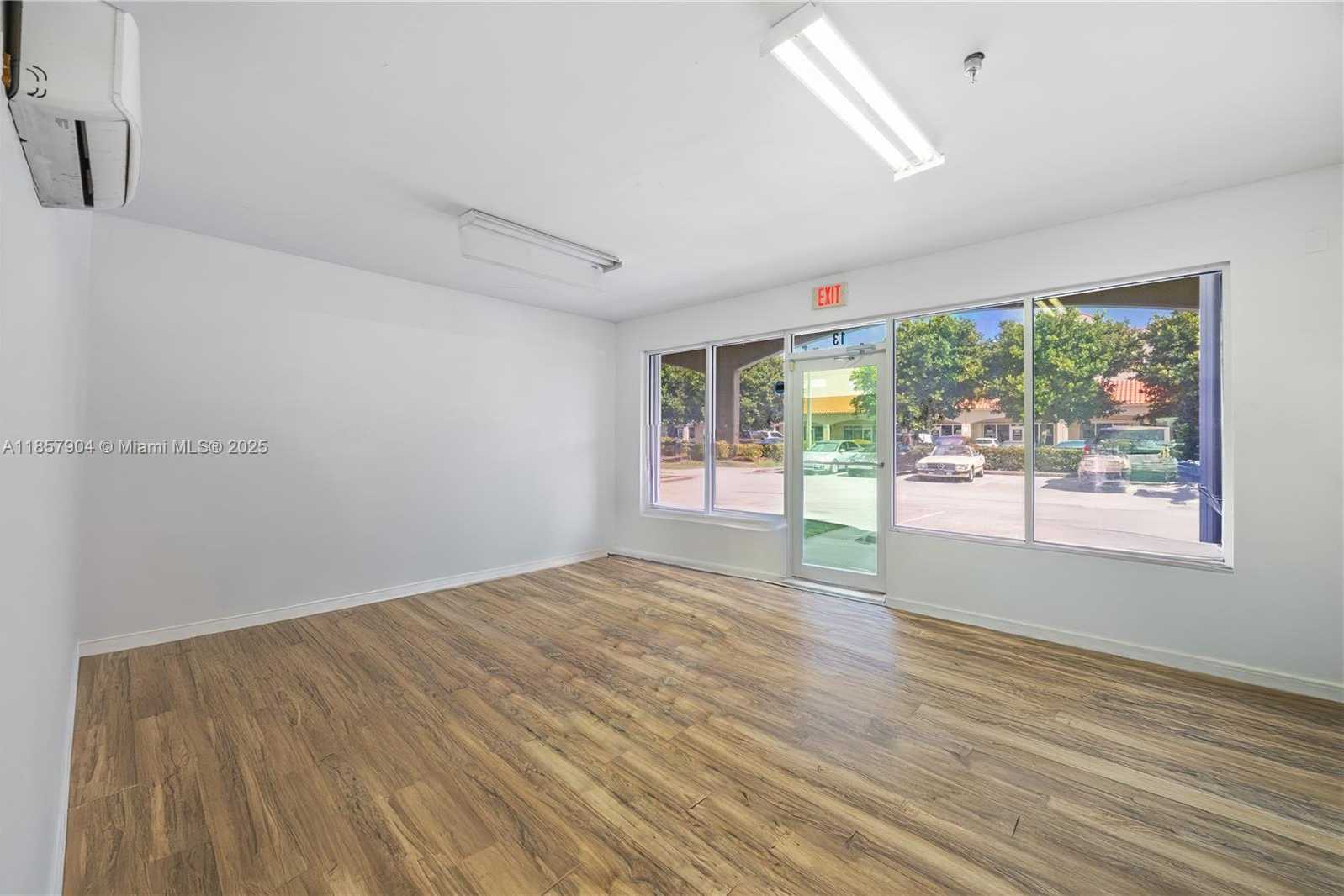 Small Image of 15420 SOUTH WEST 136TH #14, Miami Number 3