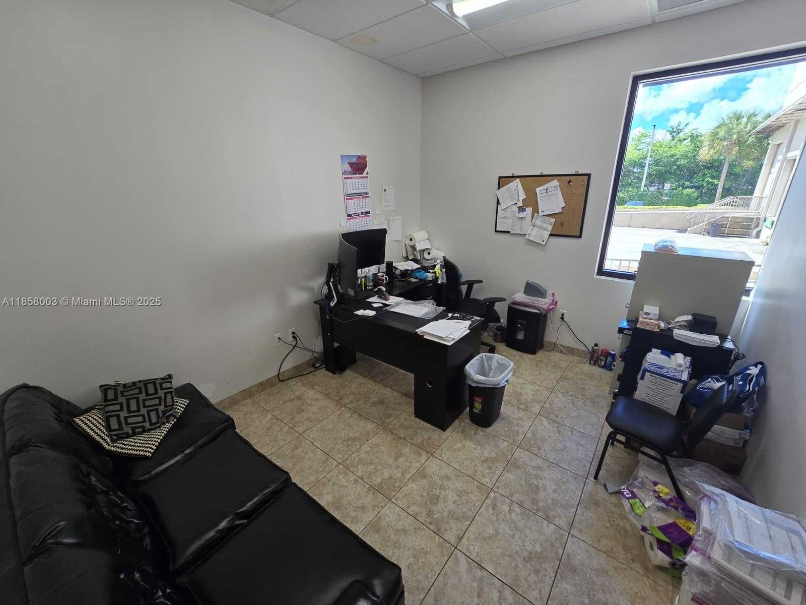 Small Image of 10400 NORTH WEST 55TH ST #Unit 300, Sunrise Number 14