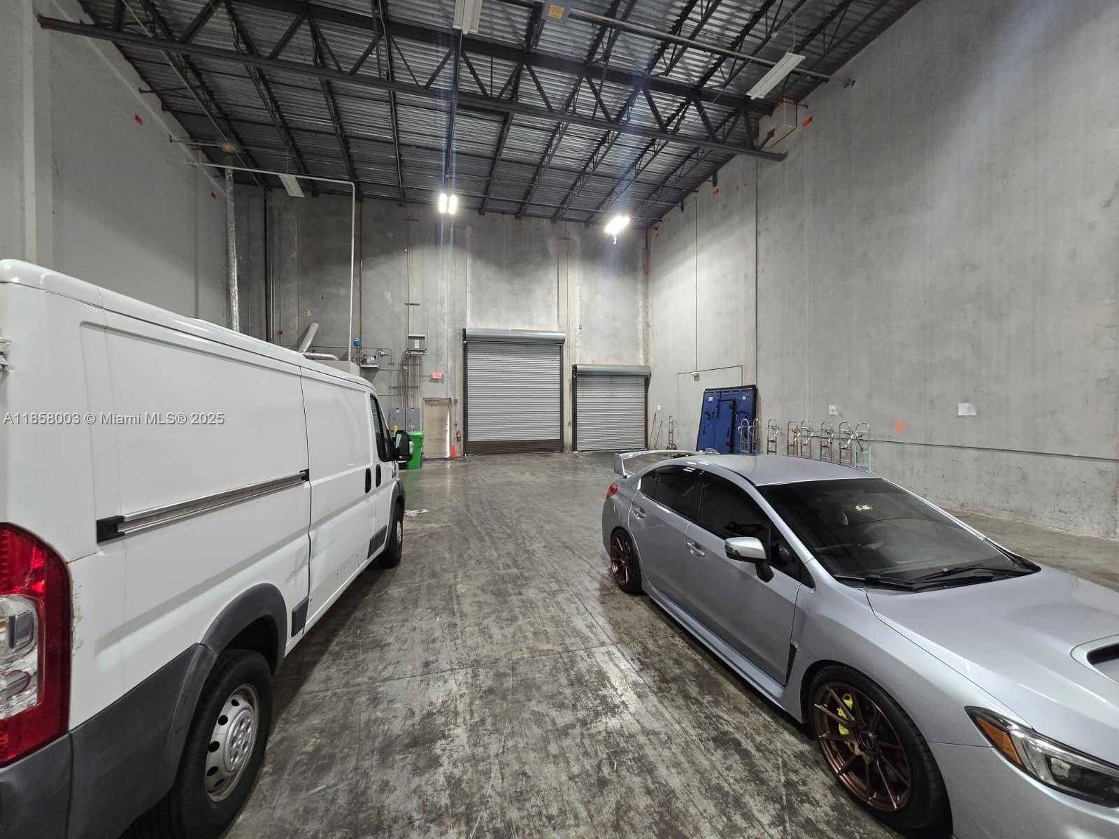 Small Image of 10400 NORTH WEST 55TH ST #Unit 300, Sunrise Number 17