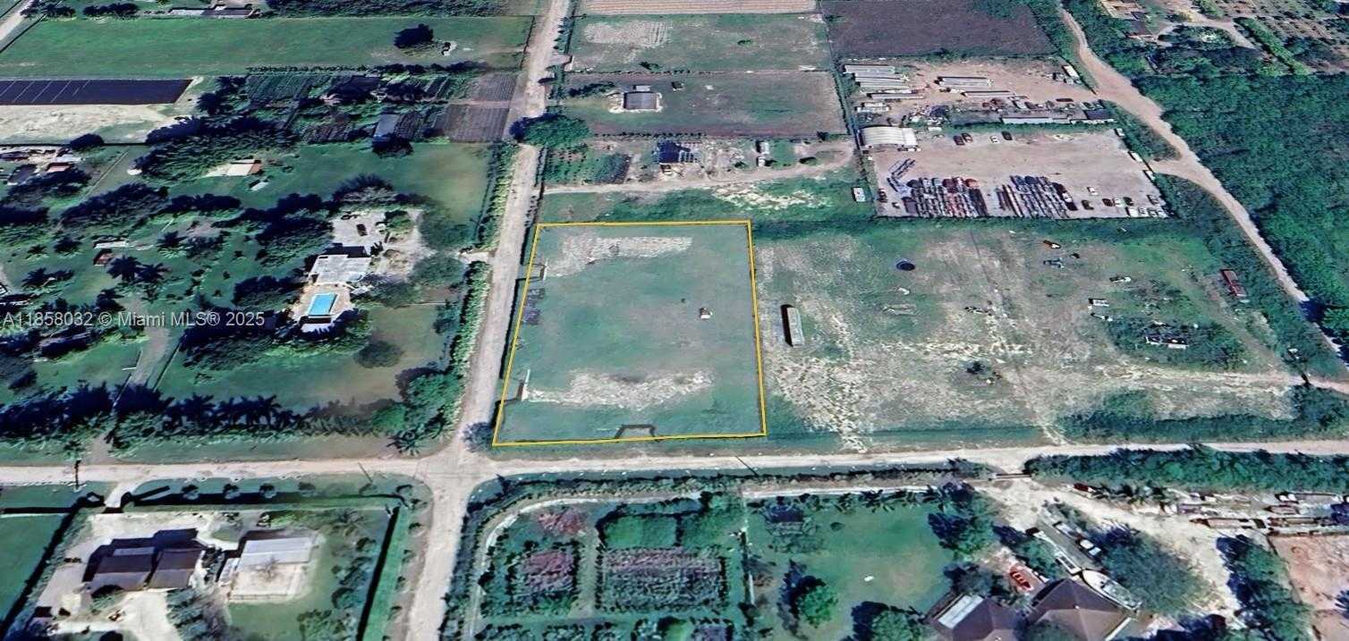 Small Image of 160 SW 208 AV, Miami Number 2