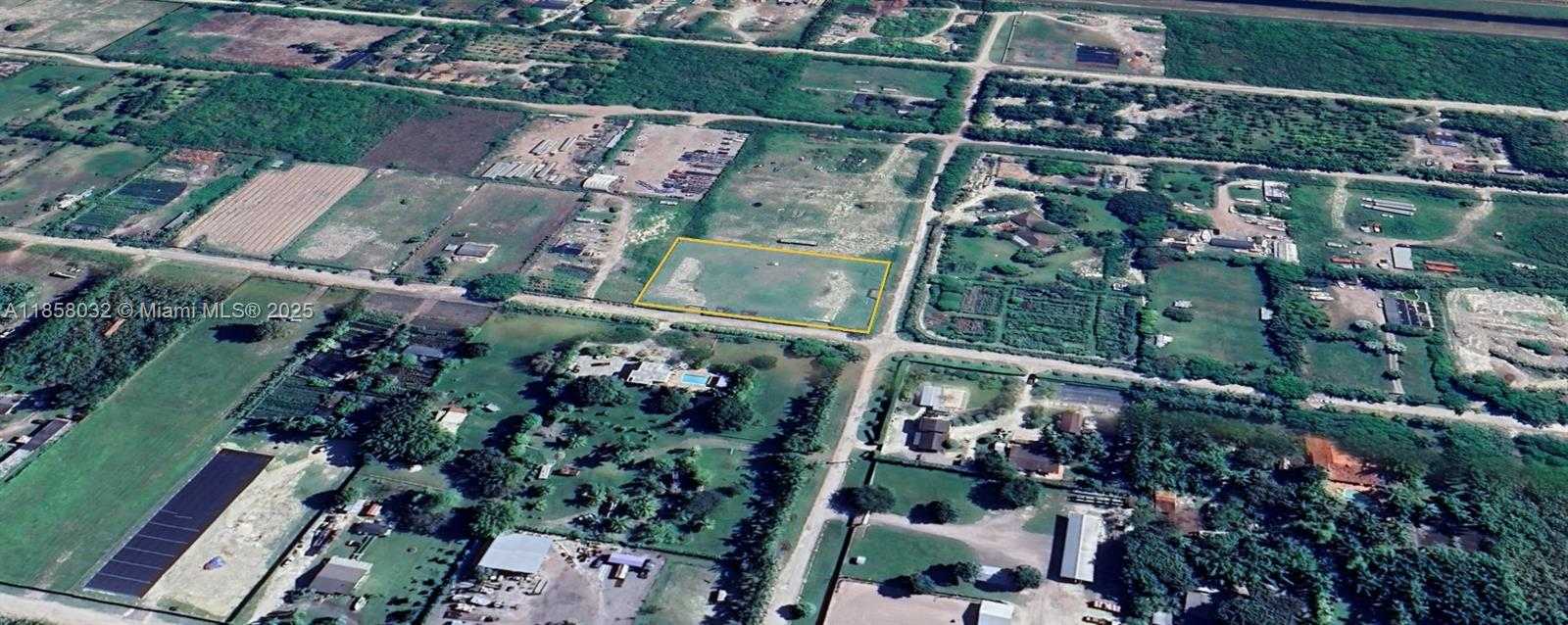 Small Image of 160 SW 208 AV, Miami Number 6