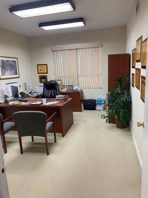 Small Image of 2138 HOLLYWOOD BLVD, Hollywood Number 6