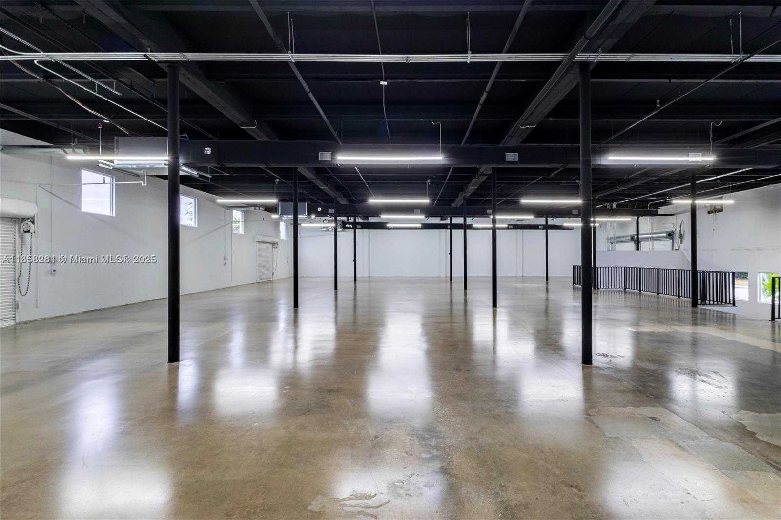 Small Image of 6890 NORTH EAST 4TH CT, Miami Number 6