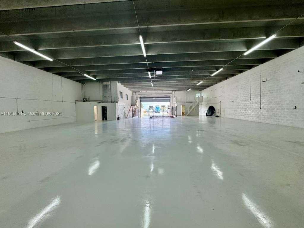 Small Image of 8475 NORTH WEST 29TH ST, Doral Number 5