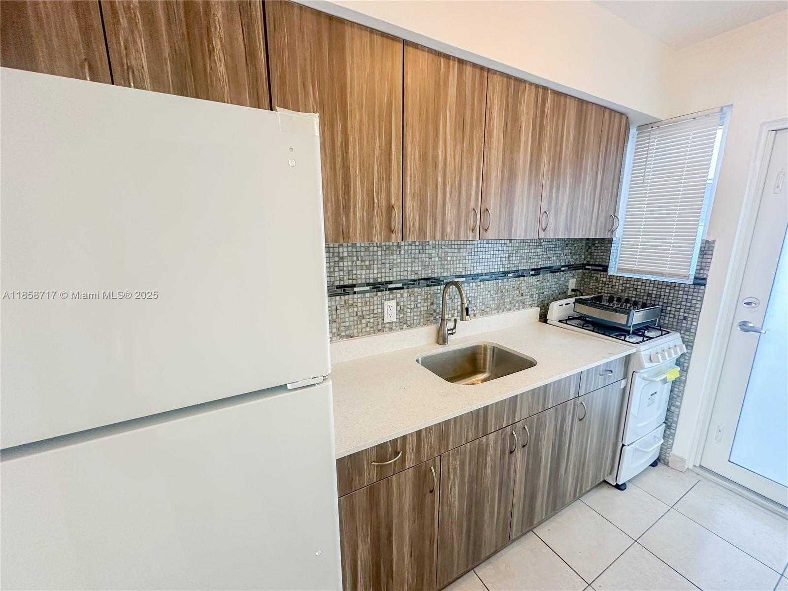 Small Image of 800 85TH ST, Miami Beach Number 6