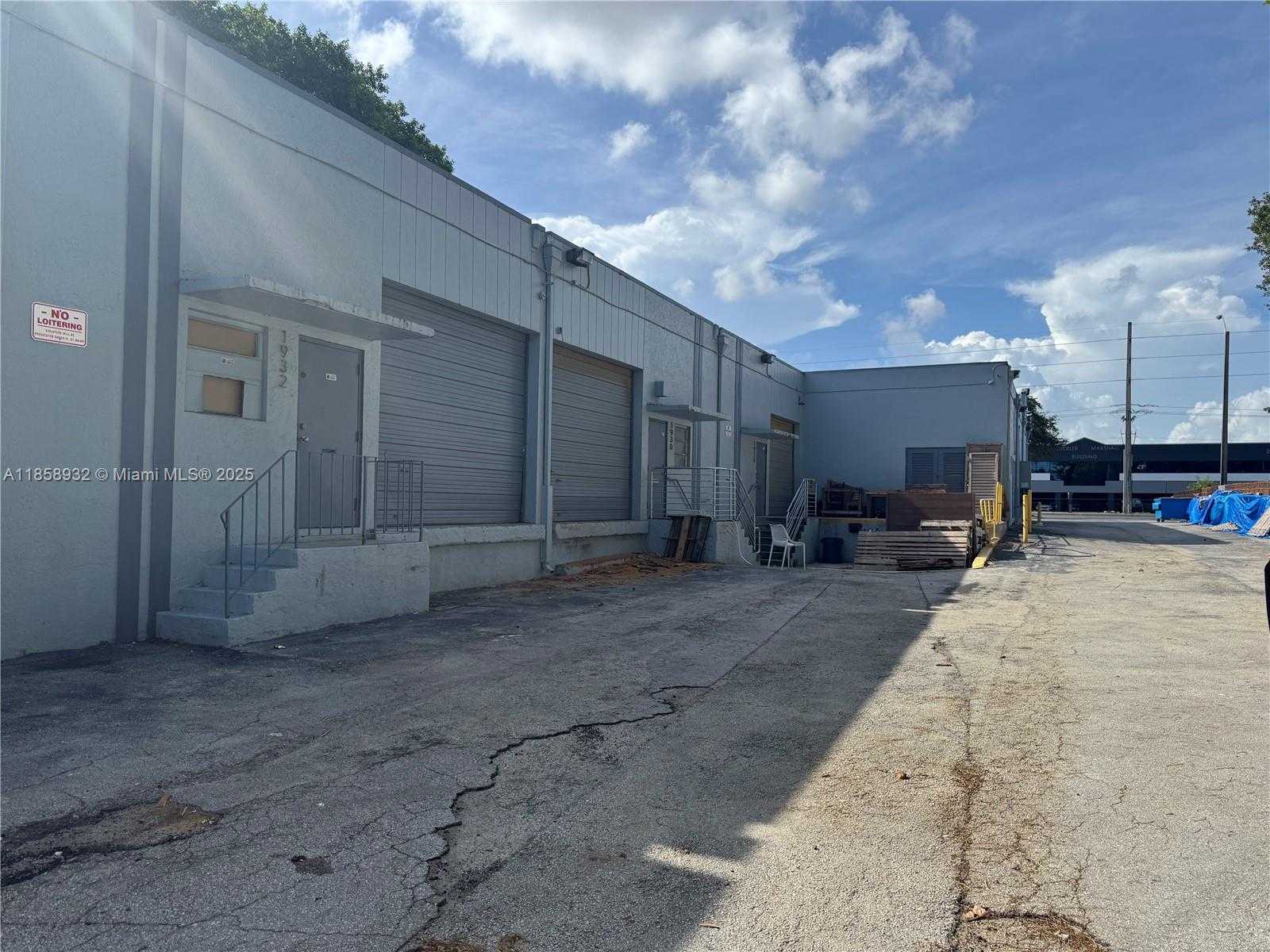 Small Image of 1920 STIRLING RD, Dania Beach Number 5