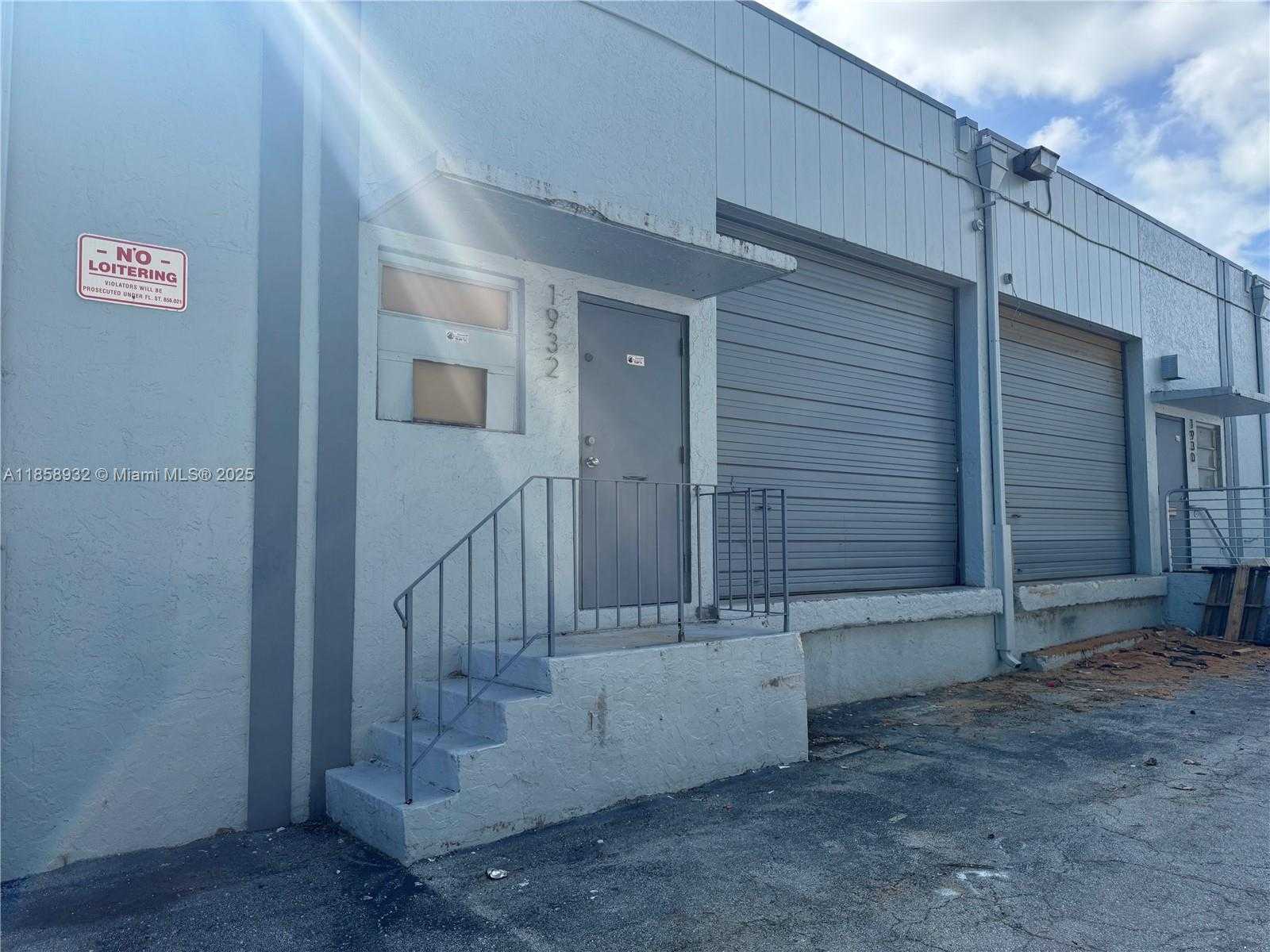 Small Image of 1920 STIRLING RD, Dania Beach Number 6
