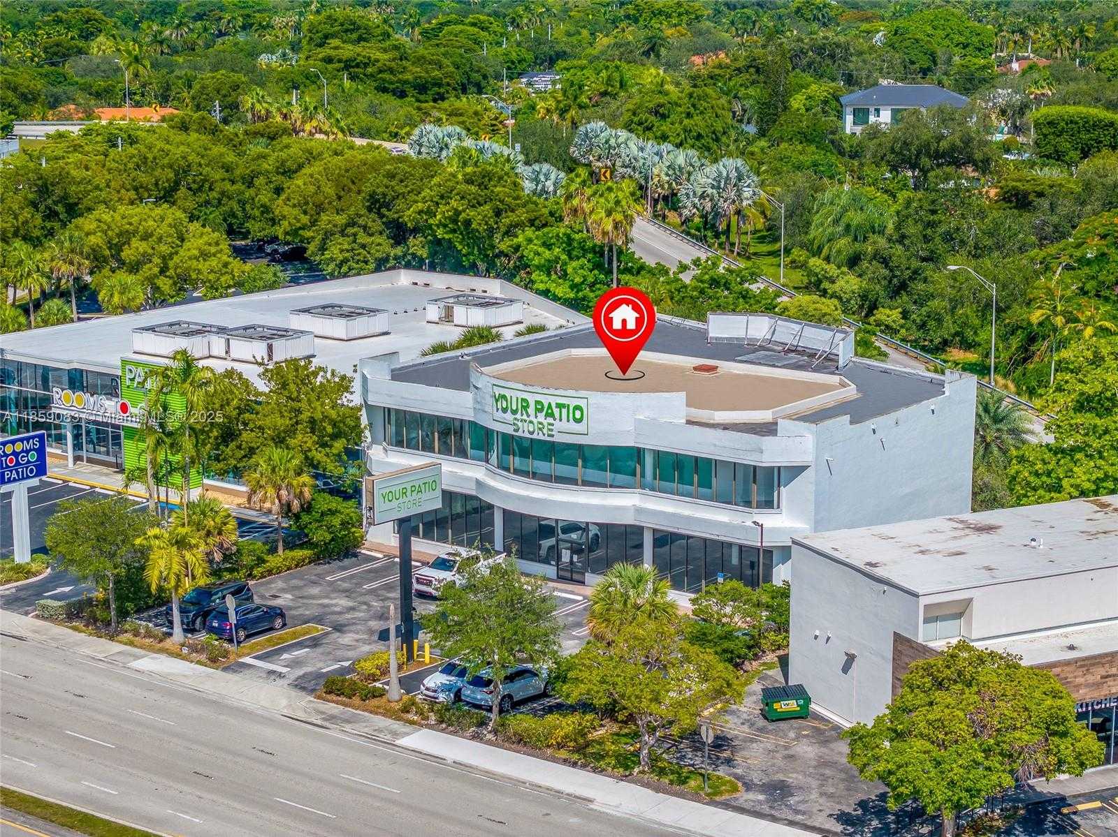 Small Image of 9855 SOUTH DIXIE HWY, Pinecrest Number 3
