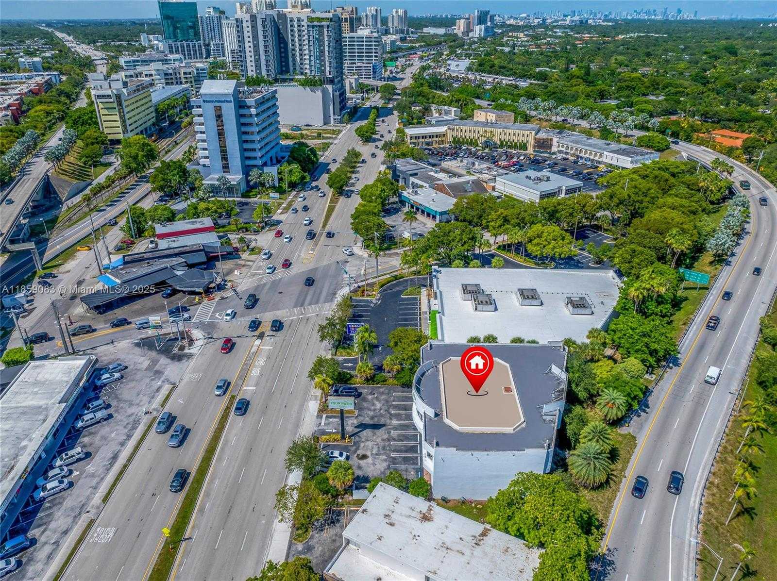 Small Image of 9855 SOUTH DIXIE HWY, Pinecrest Number 6