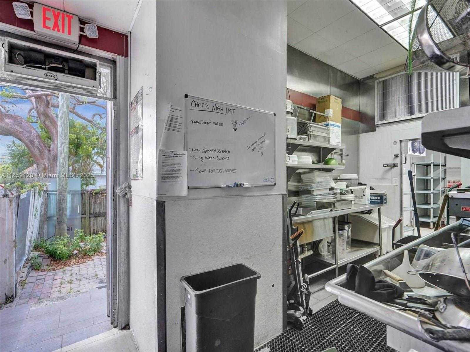 Small Image of 3138 SOUTH WEST 22ND ST, Miami Number 18