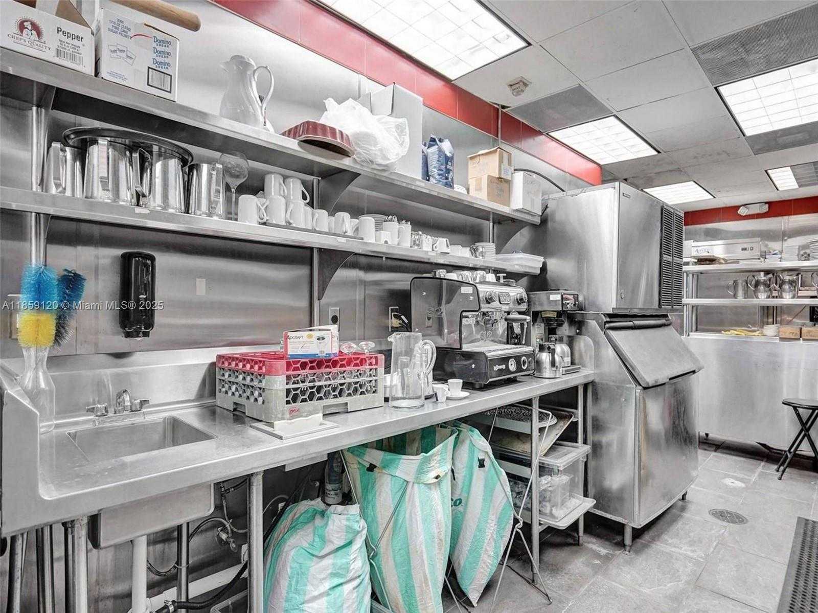 Small Image of 3138 SOUTH WEST 22ND ST, Miami Number 20