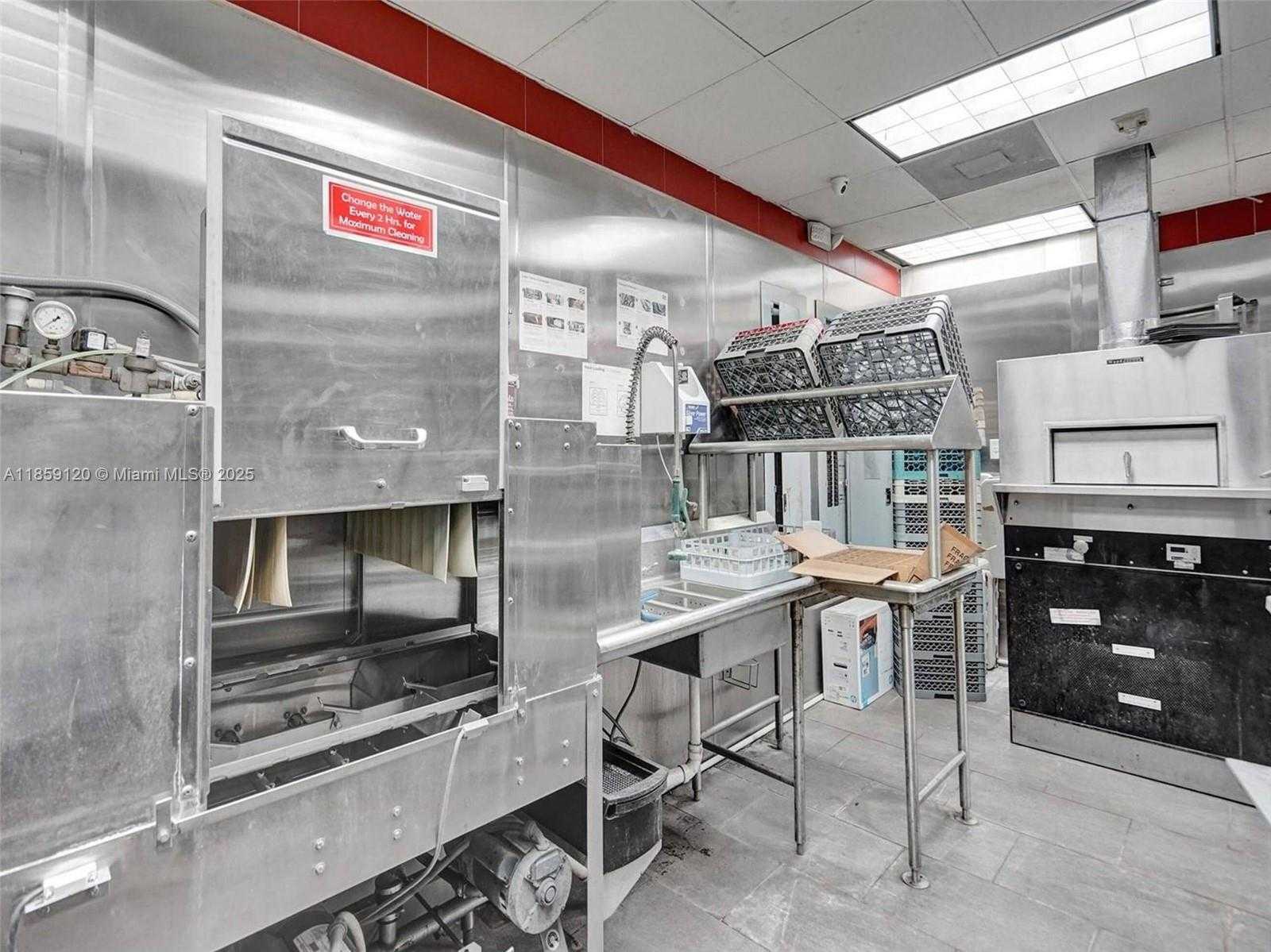 Small Image of 3138 SOUTH WEST 22ND ST, Miami Number 26