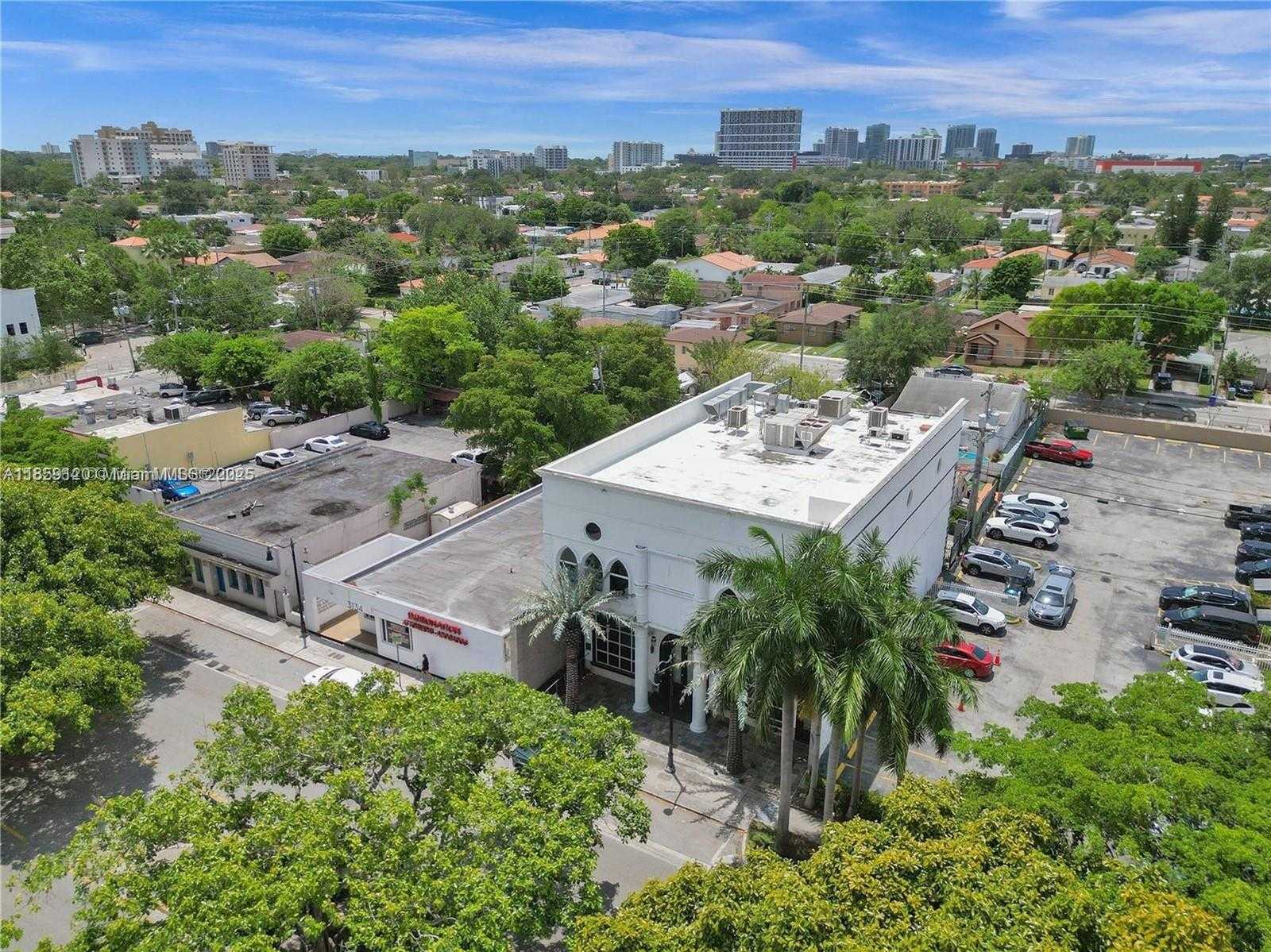 Small Image of 3138 SOUTH WEST 22ND ST, Miami Number 5