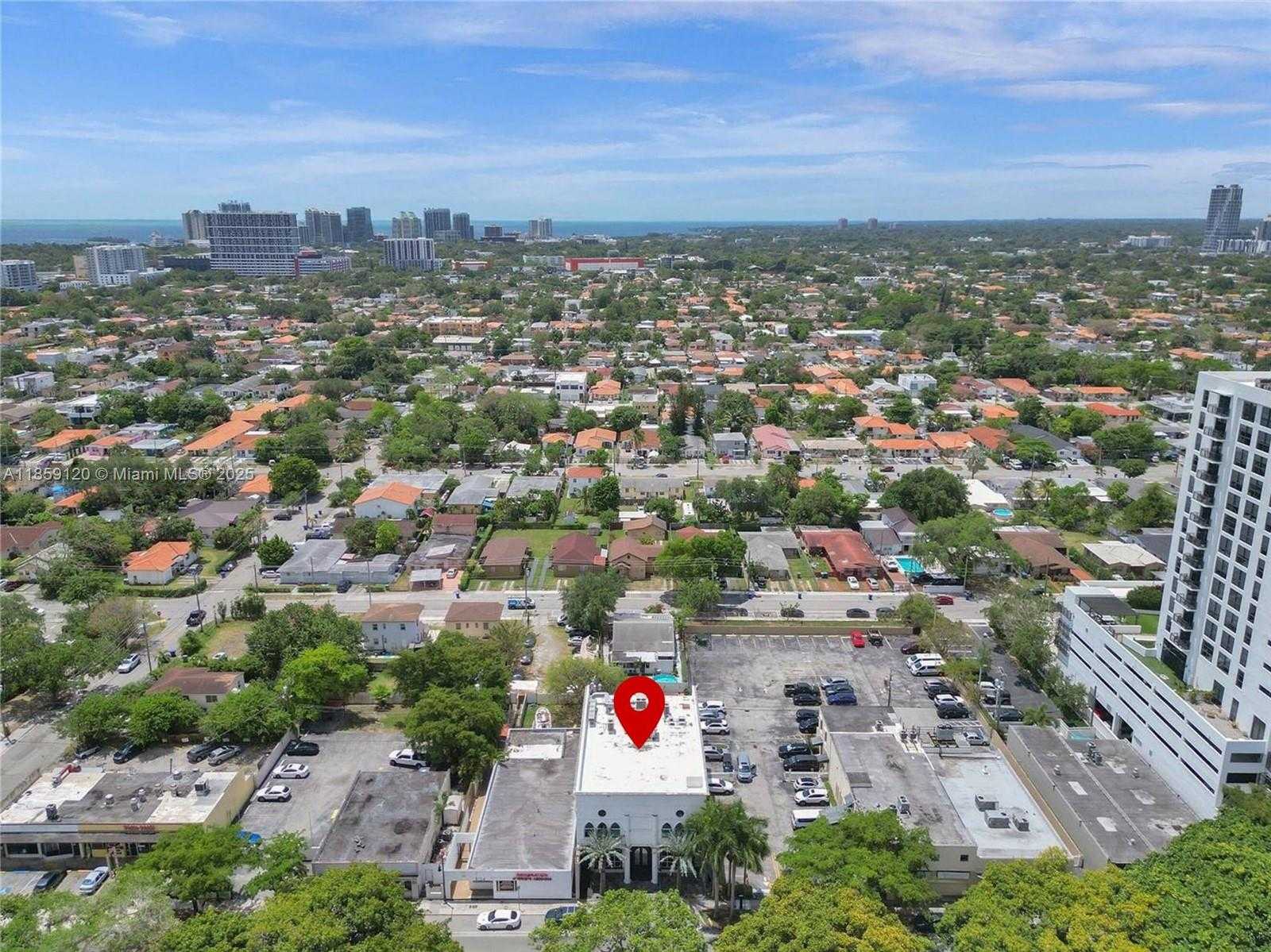 Small Image of 3138 SOUTH WEST 22ND ST, Miami Number 6